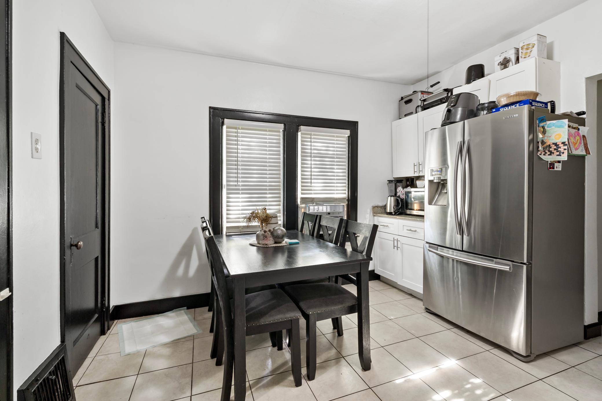 910 Wilson Avenue Property Photo 33
