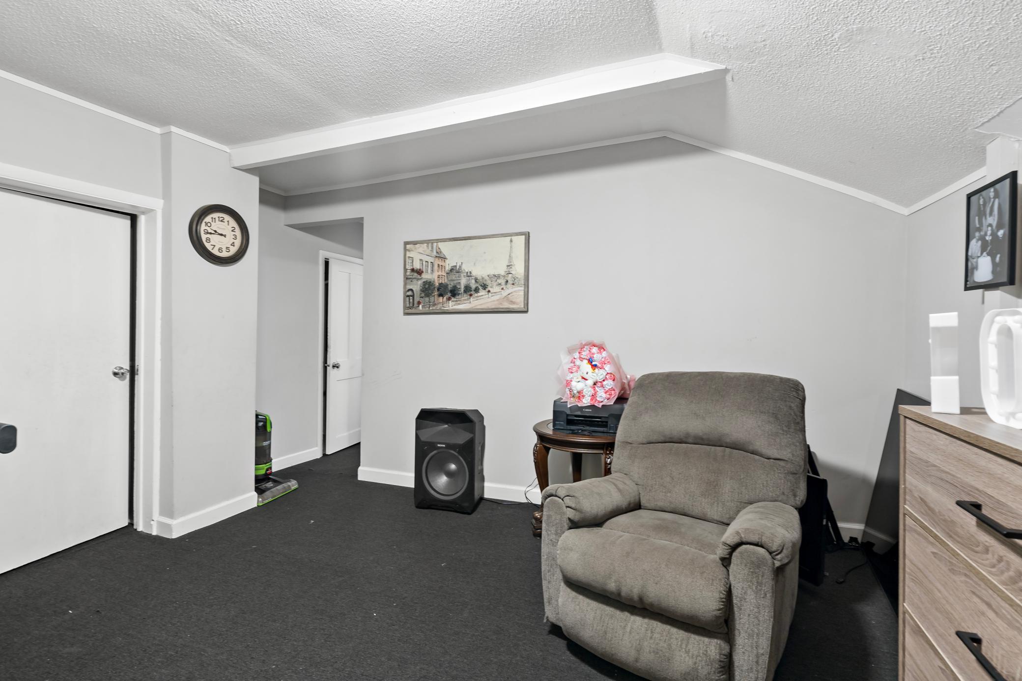 910 Wilson Avenue Property Photo 41