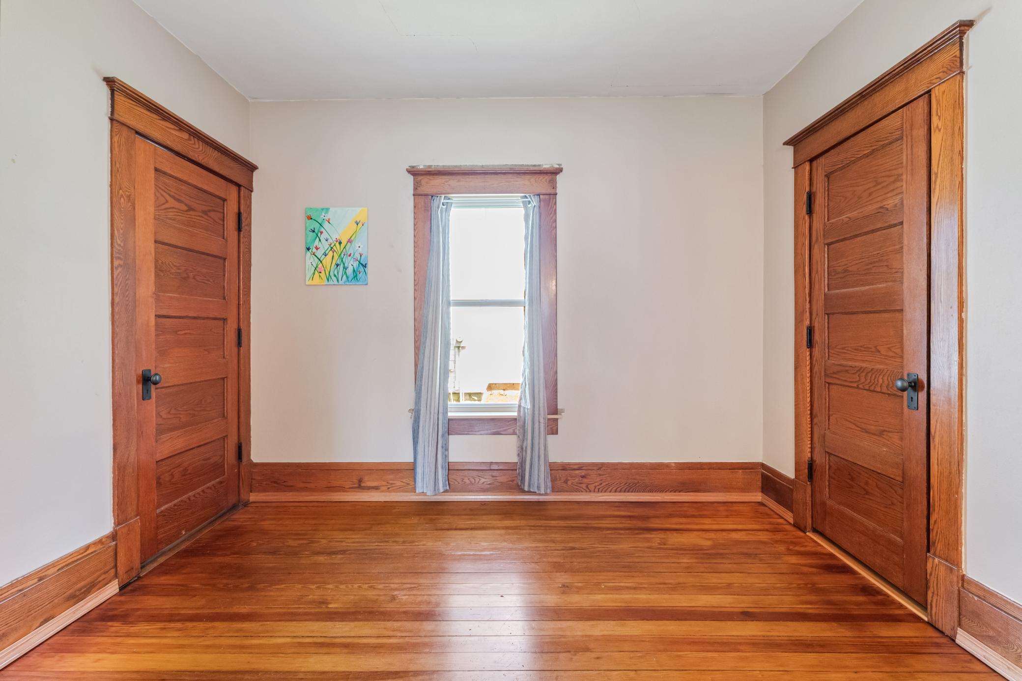 121 E Lincoln Street Property Photo 10