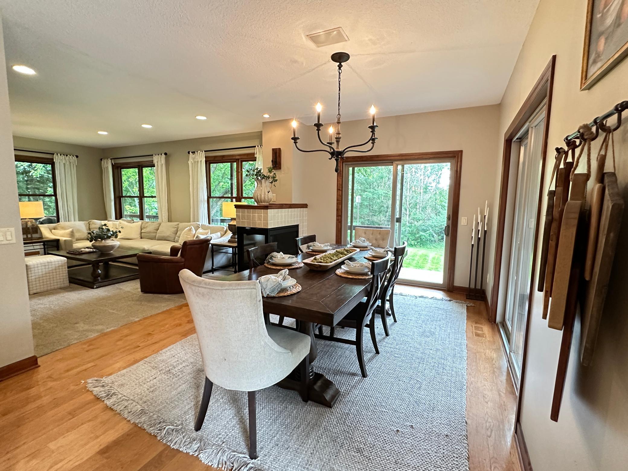 401 Rolling Hills Drive Property Photo 21