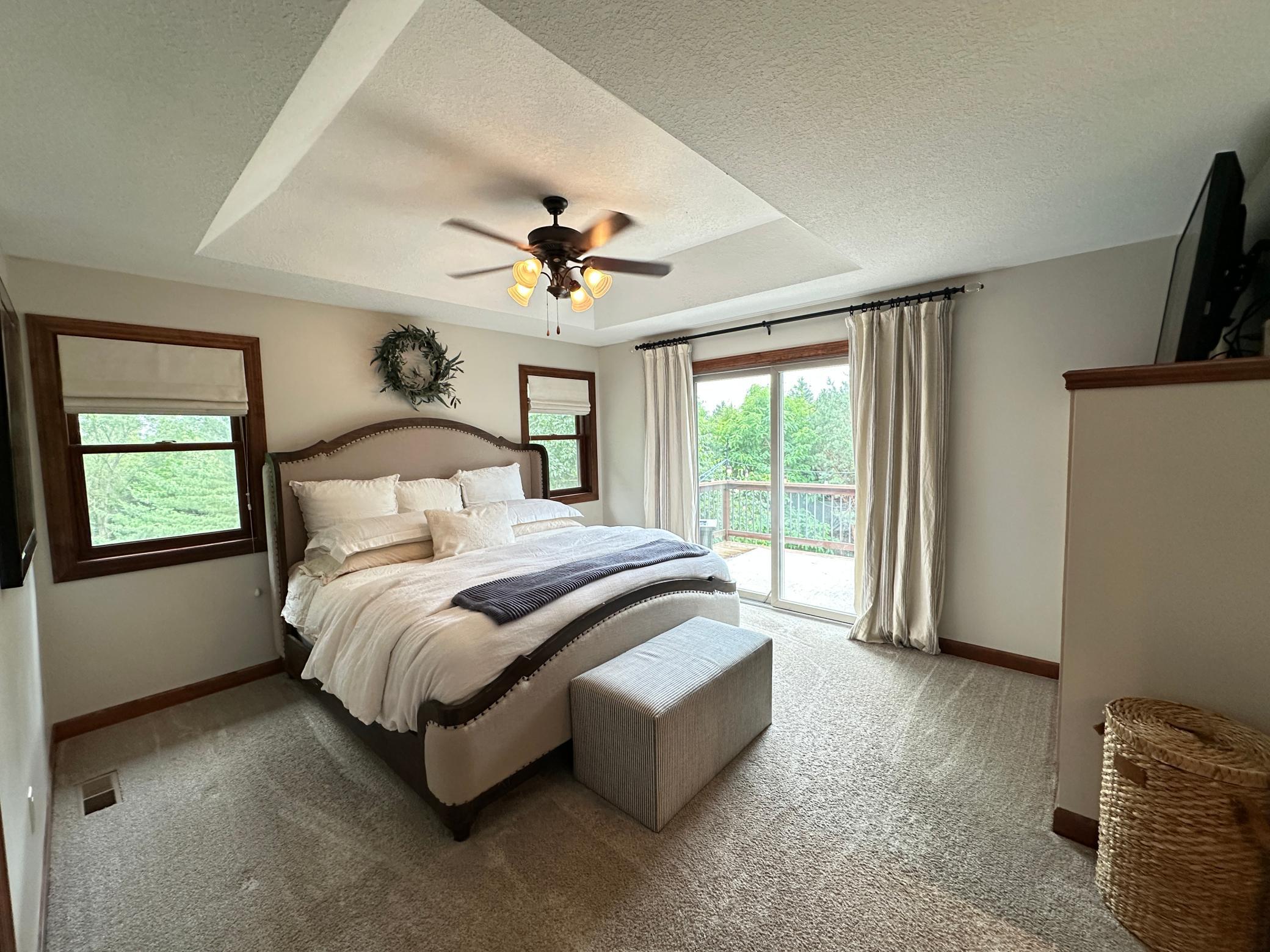 401 Rolling Hills Drive Property Photo 24