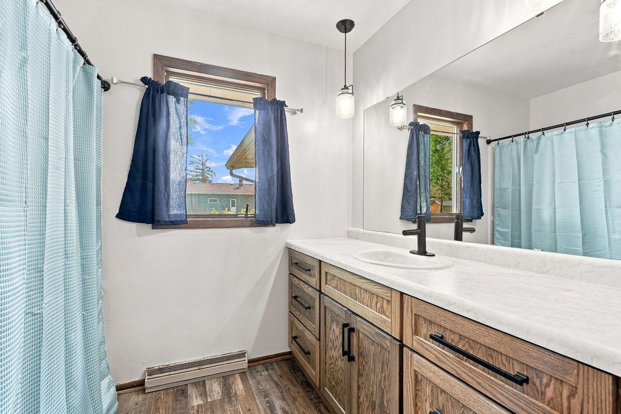 551 6th Street E Property Photo 15
