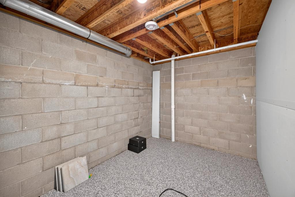 3413 Stonehedge Drive Ne Property Photo 46
