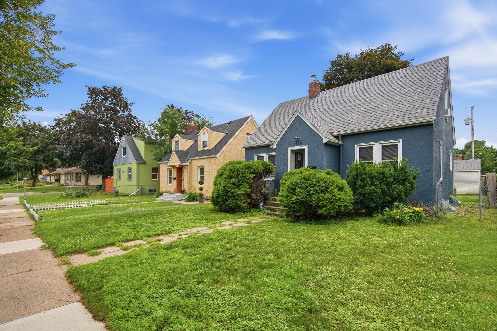 1828 Bush Avenue E Property Photo 3