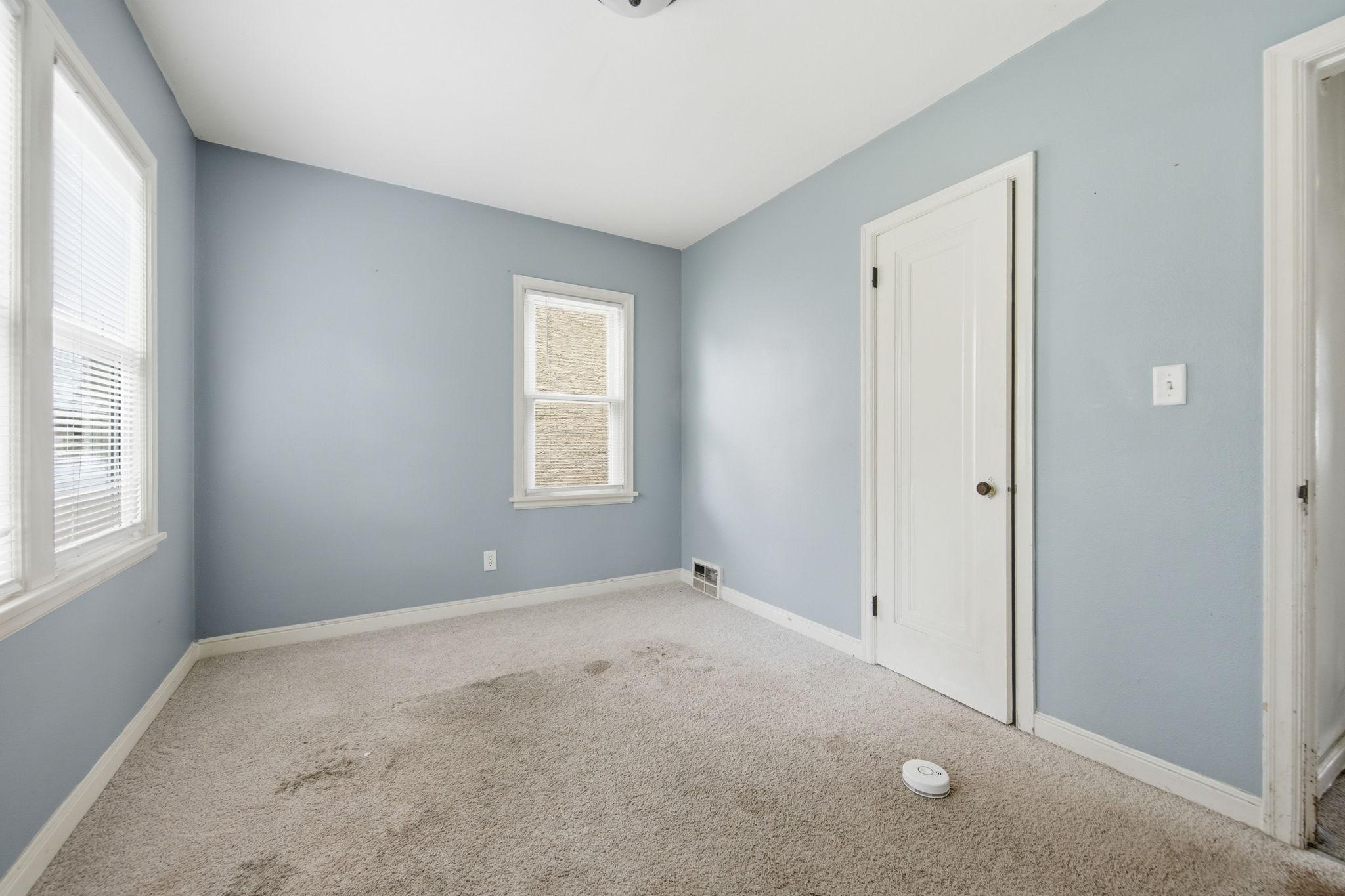 1828 Bush Avenue E Property Photo 13