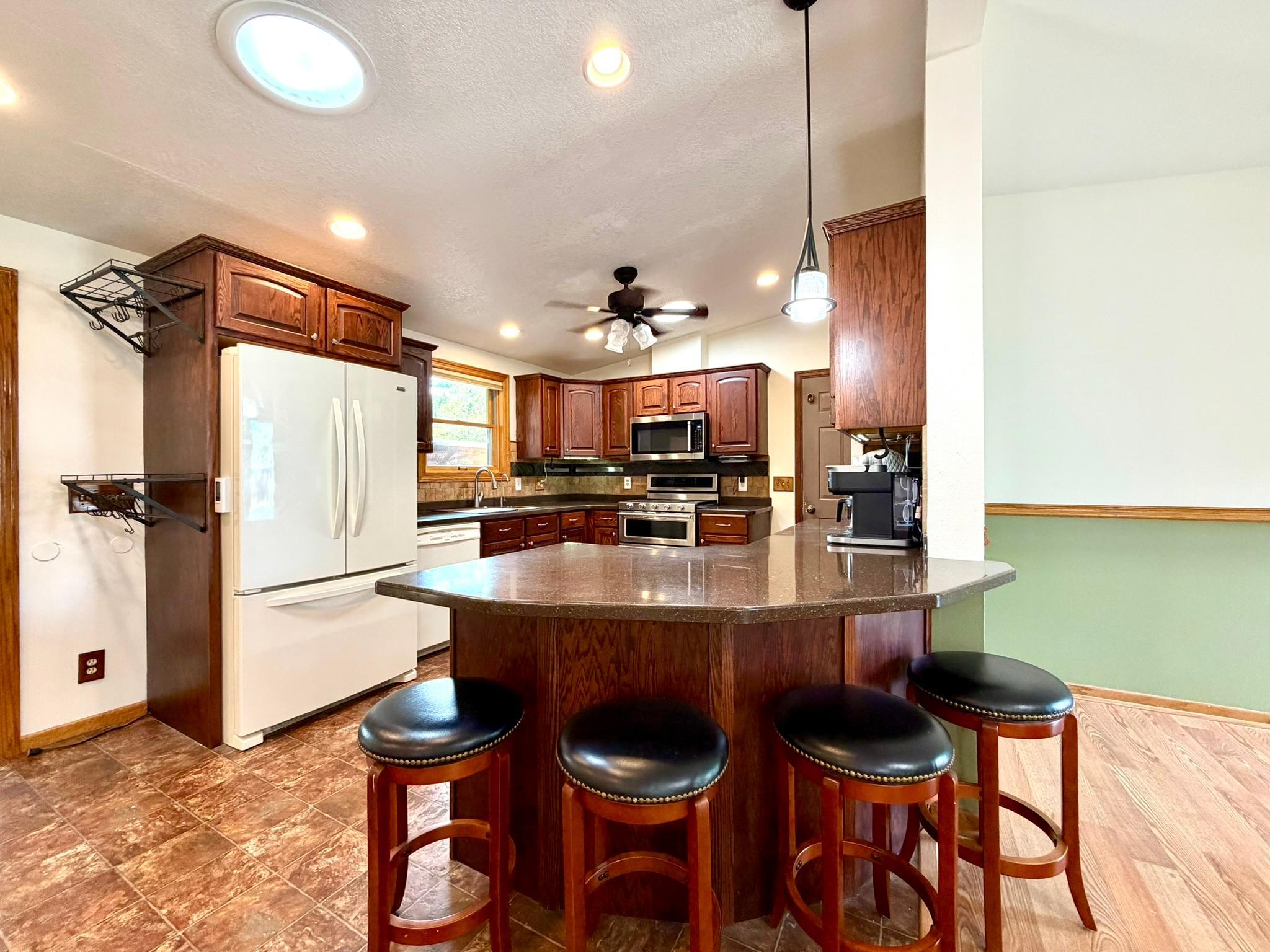 2326 Hallquist Avenue Property Photo 7
