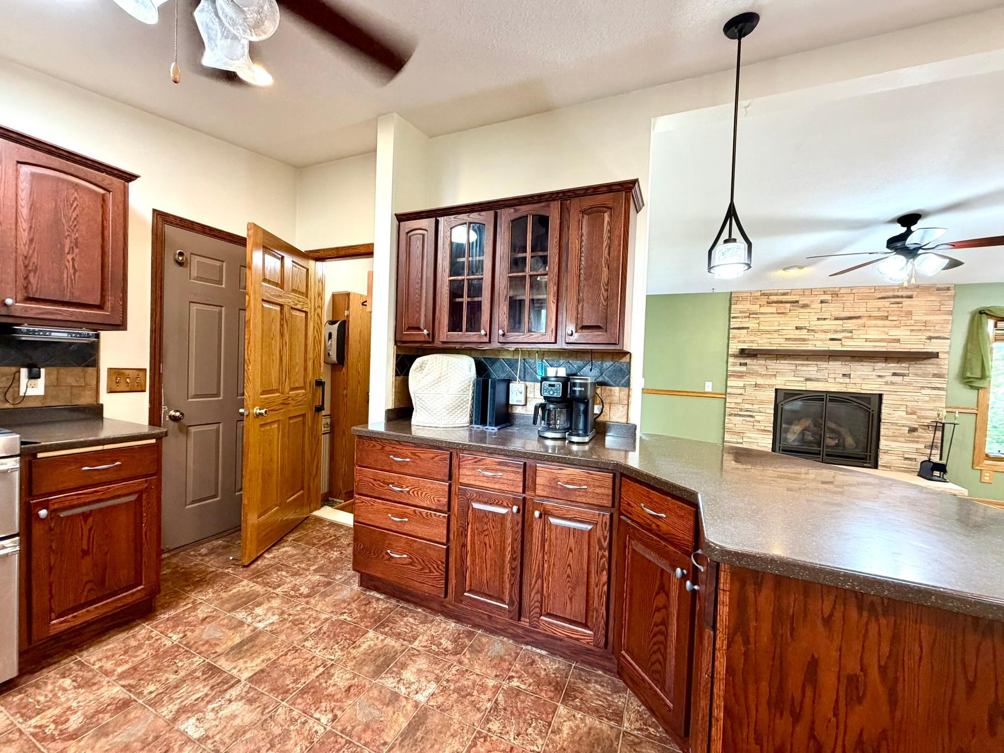 2326 Hallquist Avenue Property Photo 9