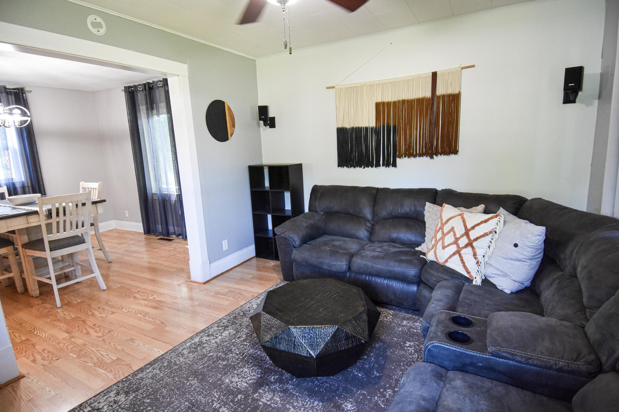 606 Kendall Avenue S Property Photo 4