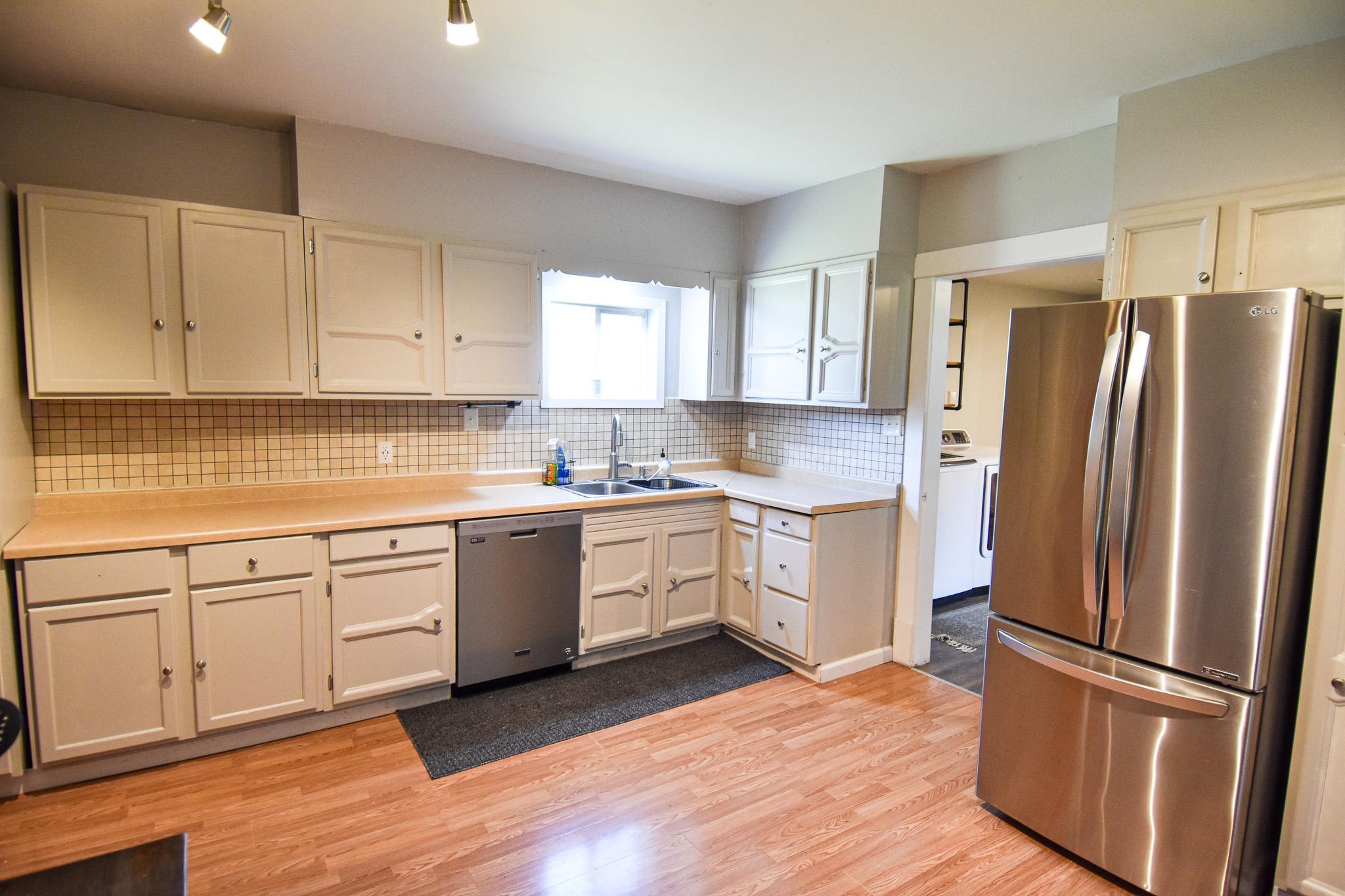 606 Kendall Avenue S Property Photo 13