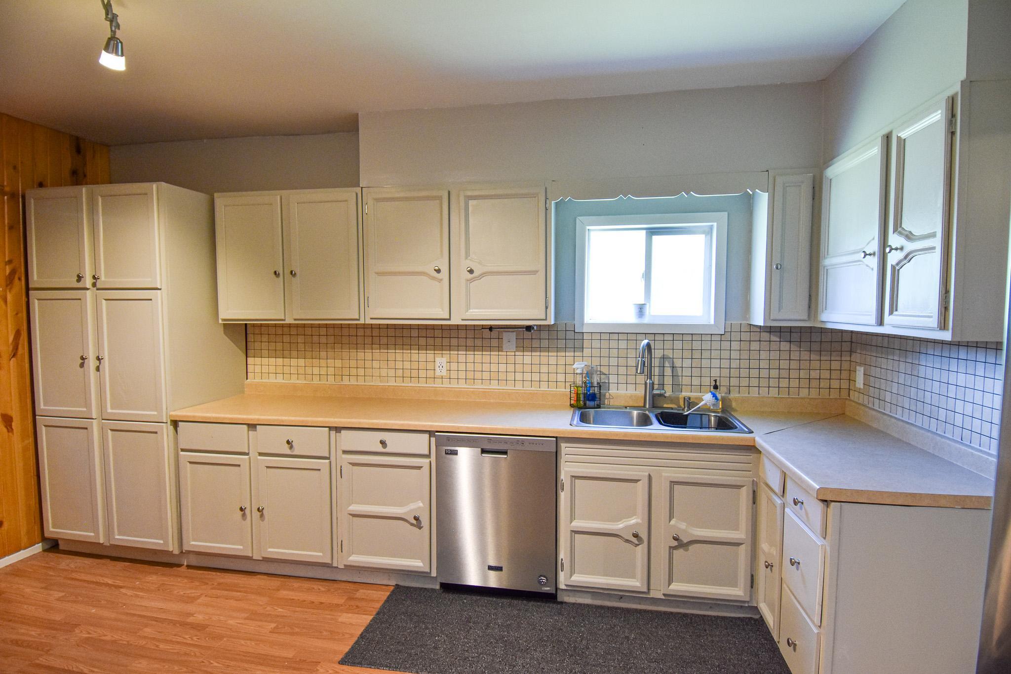 606 Kendall Avenue S Property Photo 14