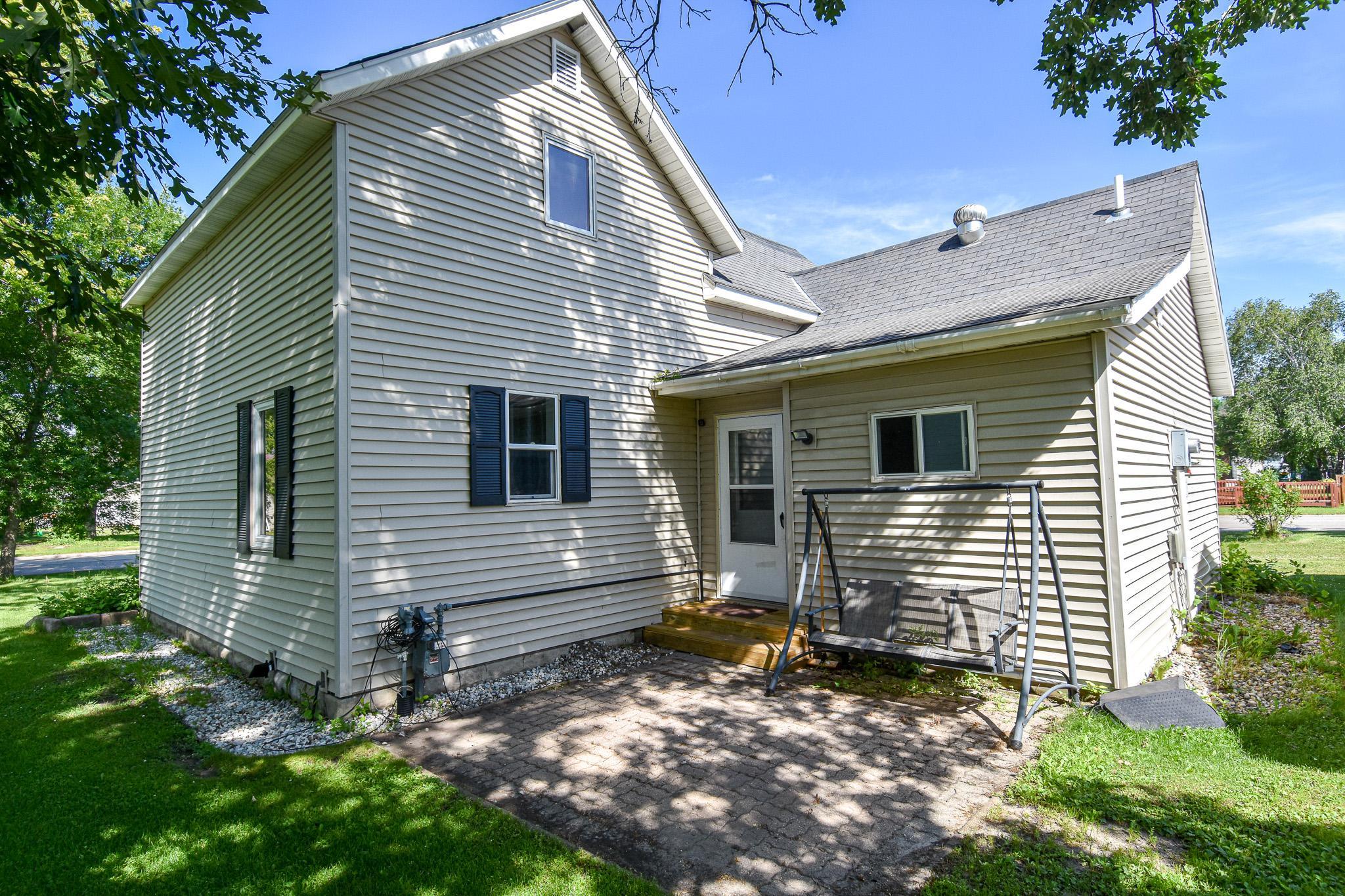 606 Kendall Avenue S Property Photo 37
