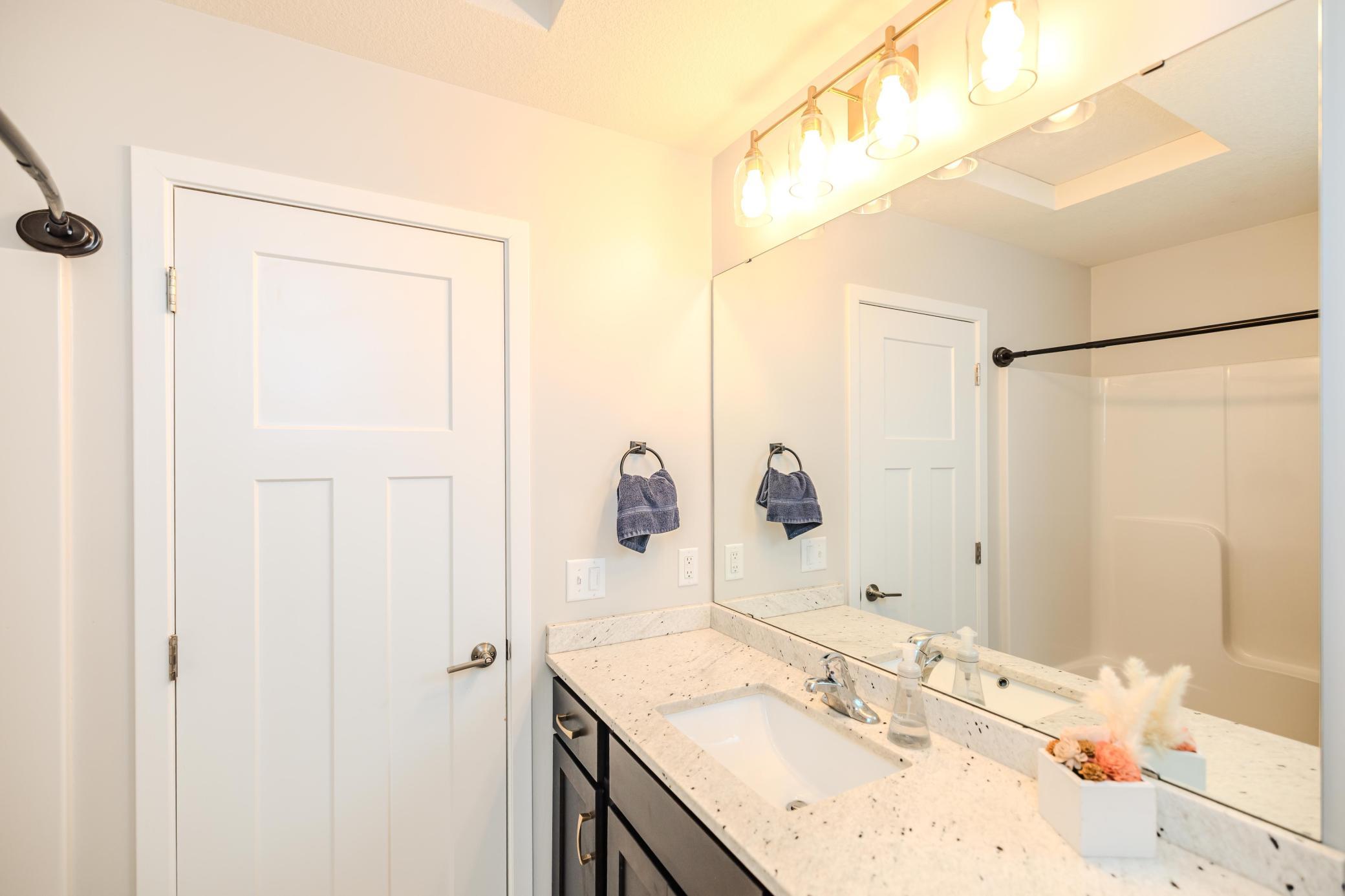 856 Golfview Avenue Property Photo 23