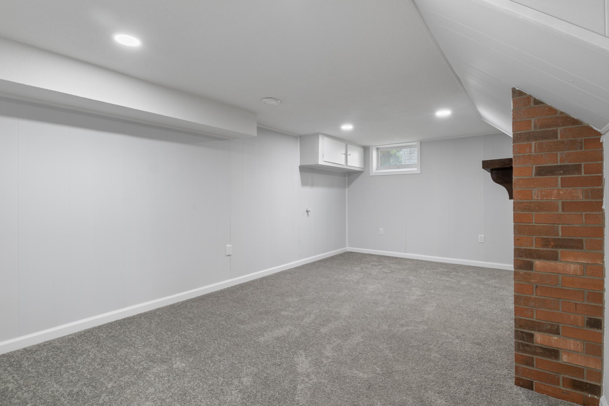 5136 Colfax Avenue N Property Photo 15