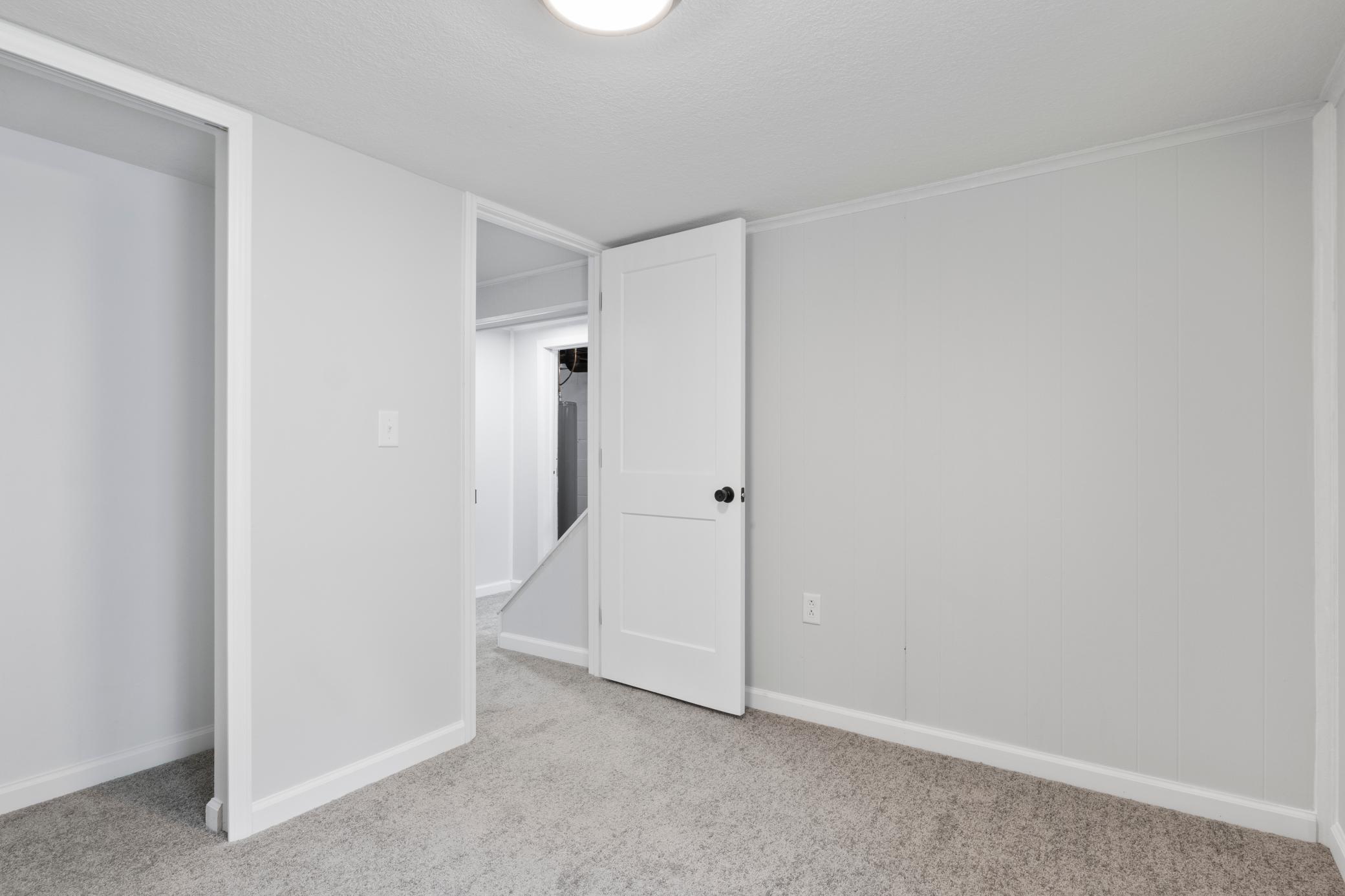 5136 Colfax Avenue N Property Photo 18
