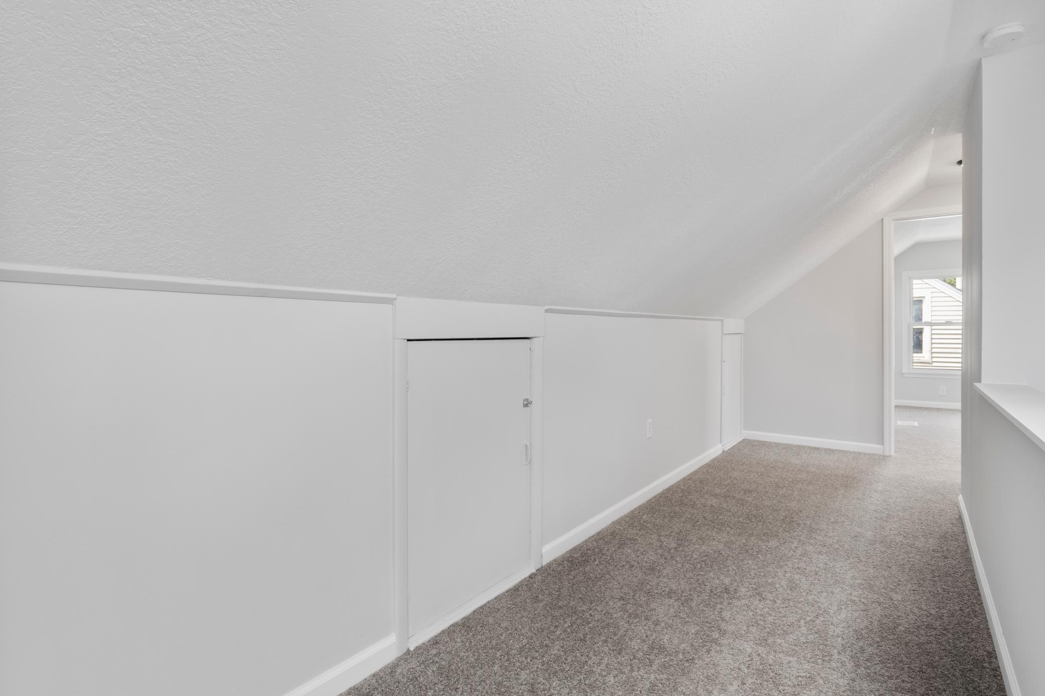 5136 Colfax Avenue N Property Photo 21