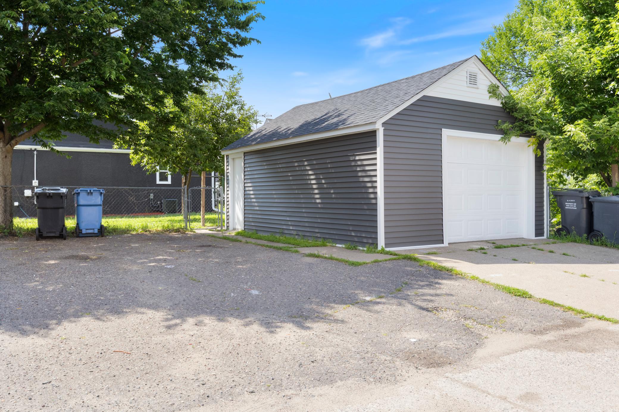 5136 Colfax Avenue N Property Photo 27