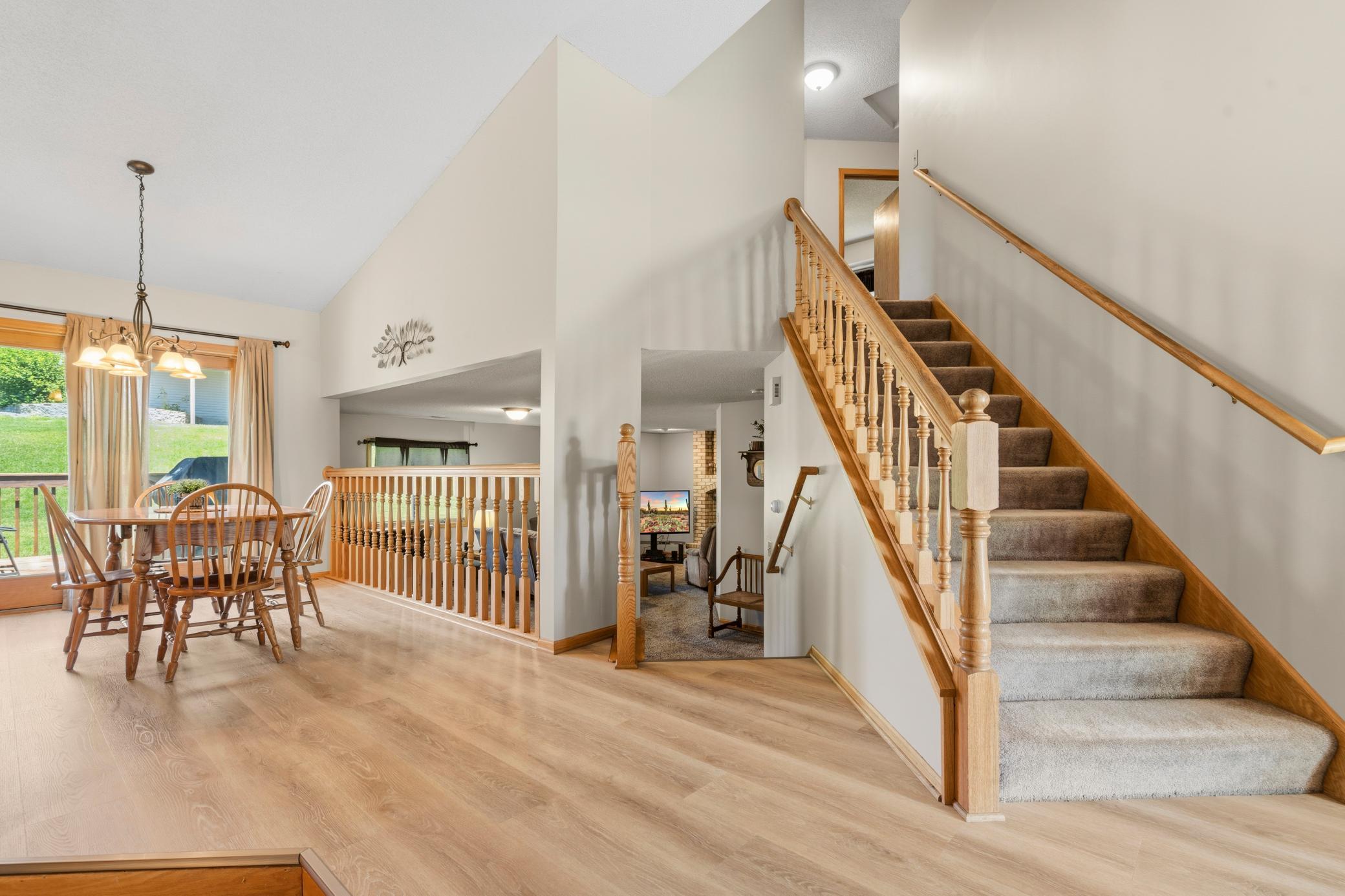 2537 Southcrest Avenue E Property Photo 14