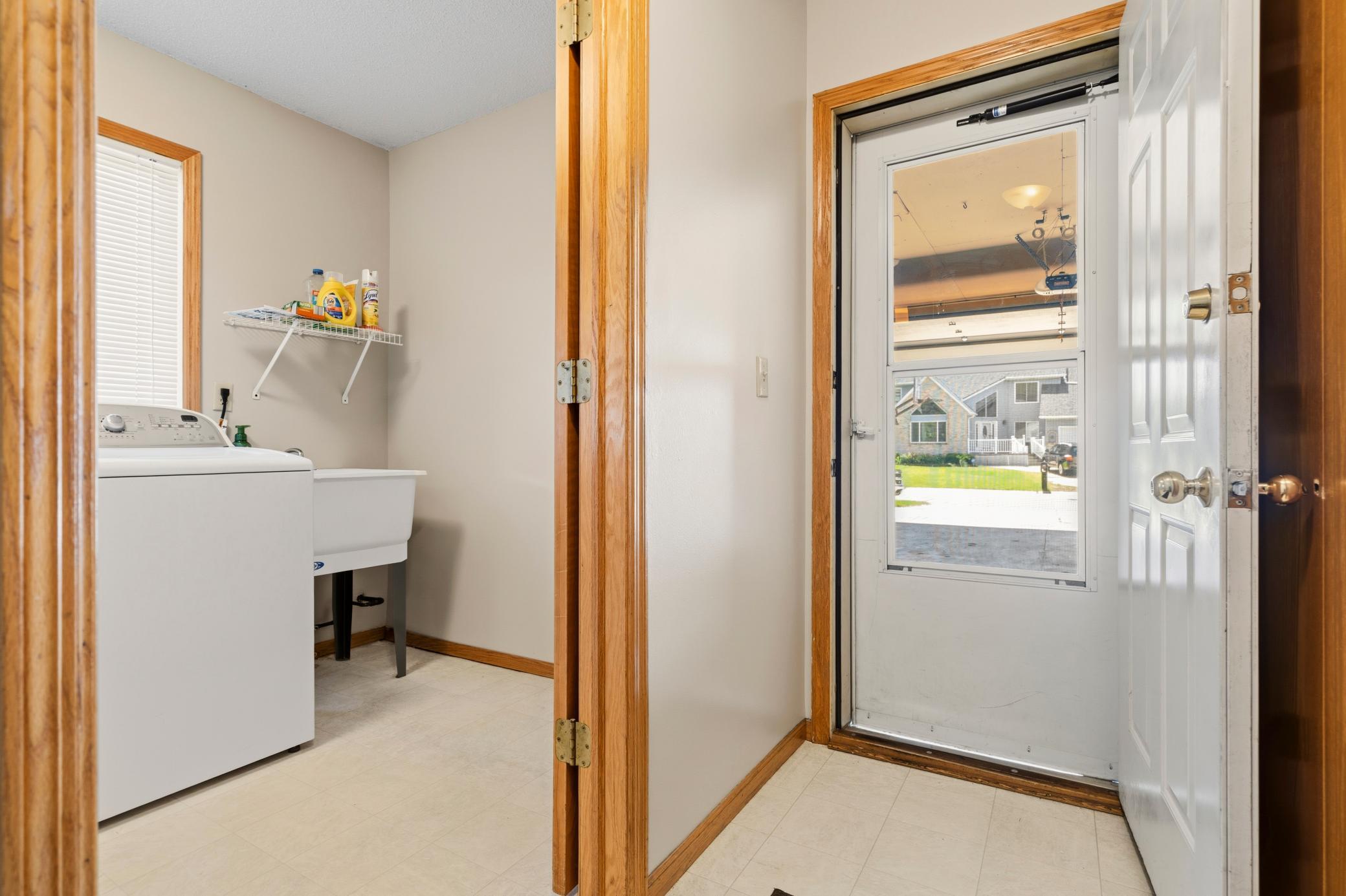 2537 Southcrest Avenue E Property Photo 22