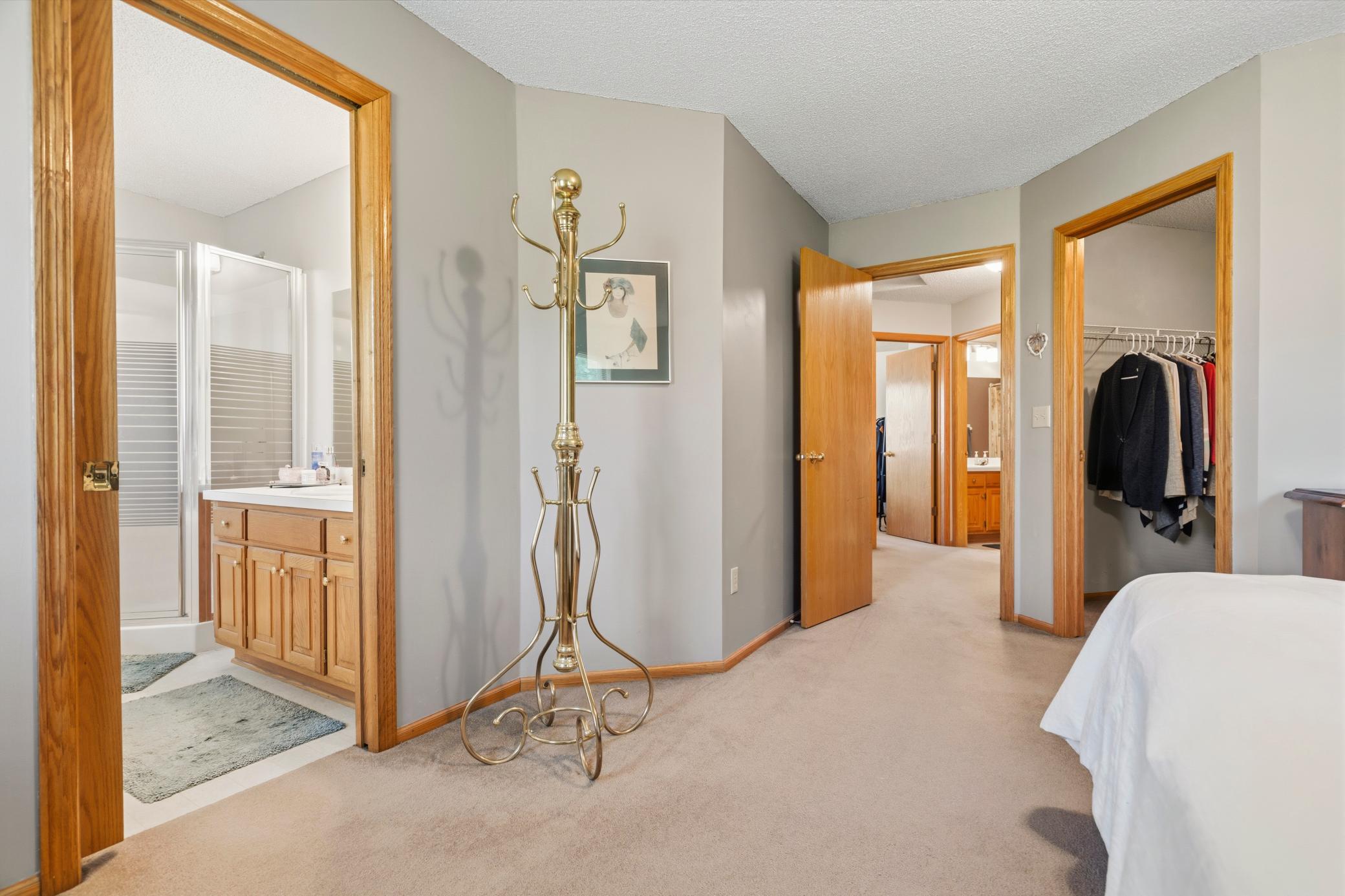 2537 Southcrest Avenue E Property Photo 33