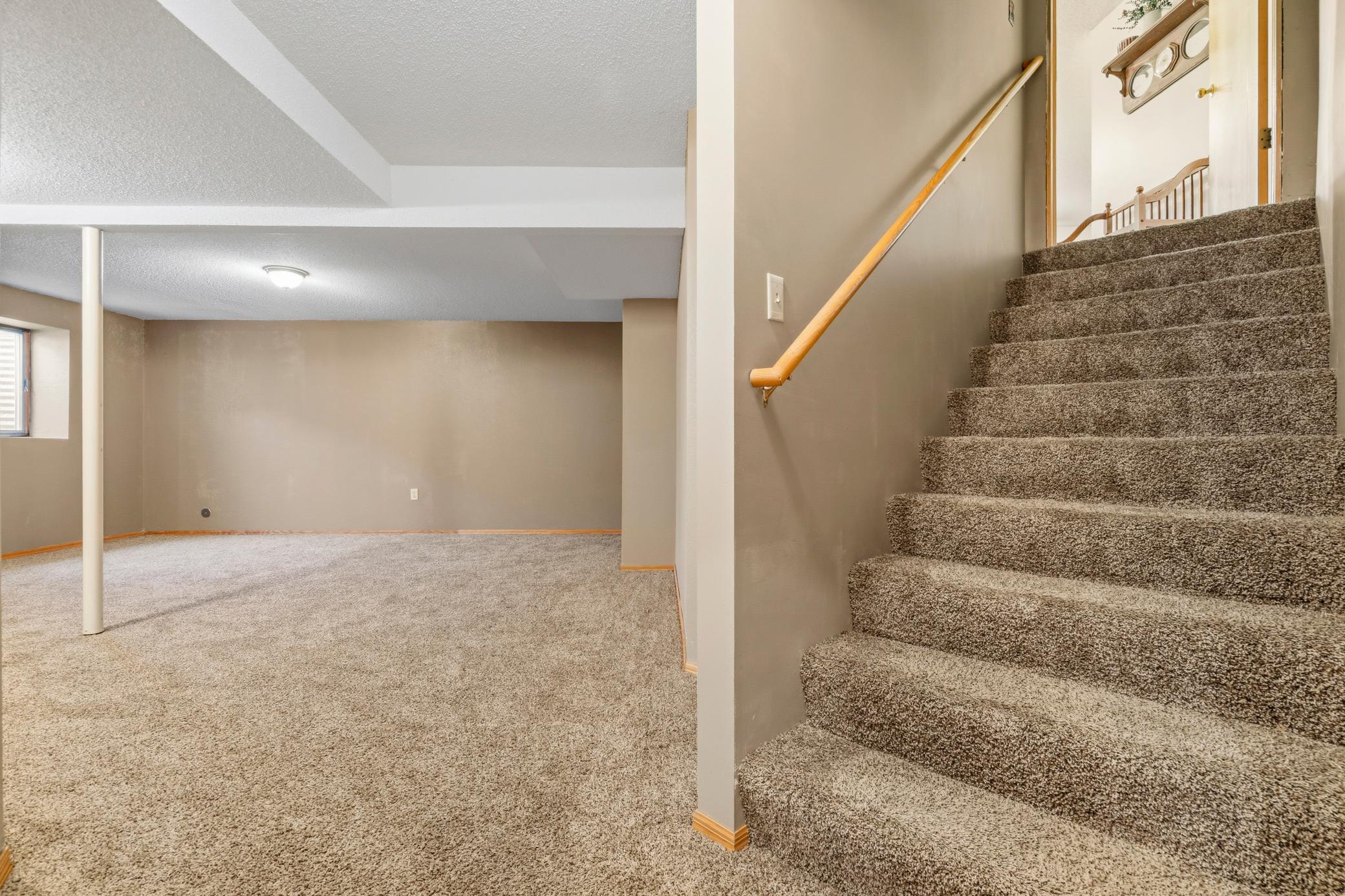 2537 Southcrest Avenue E Property Photo 44
