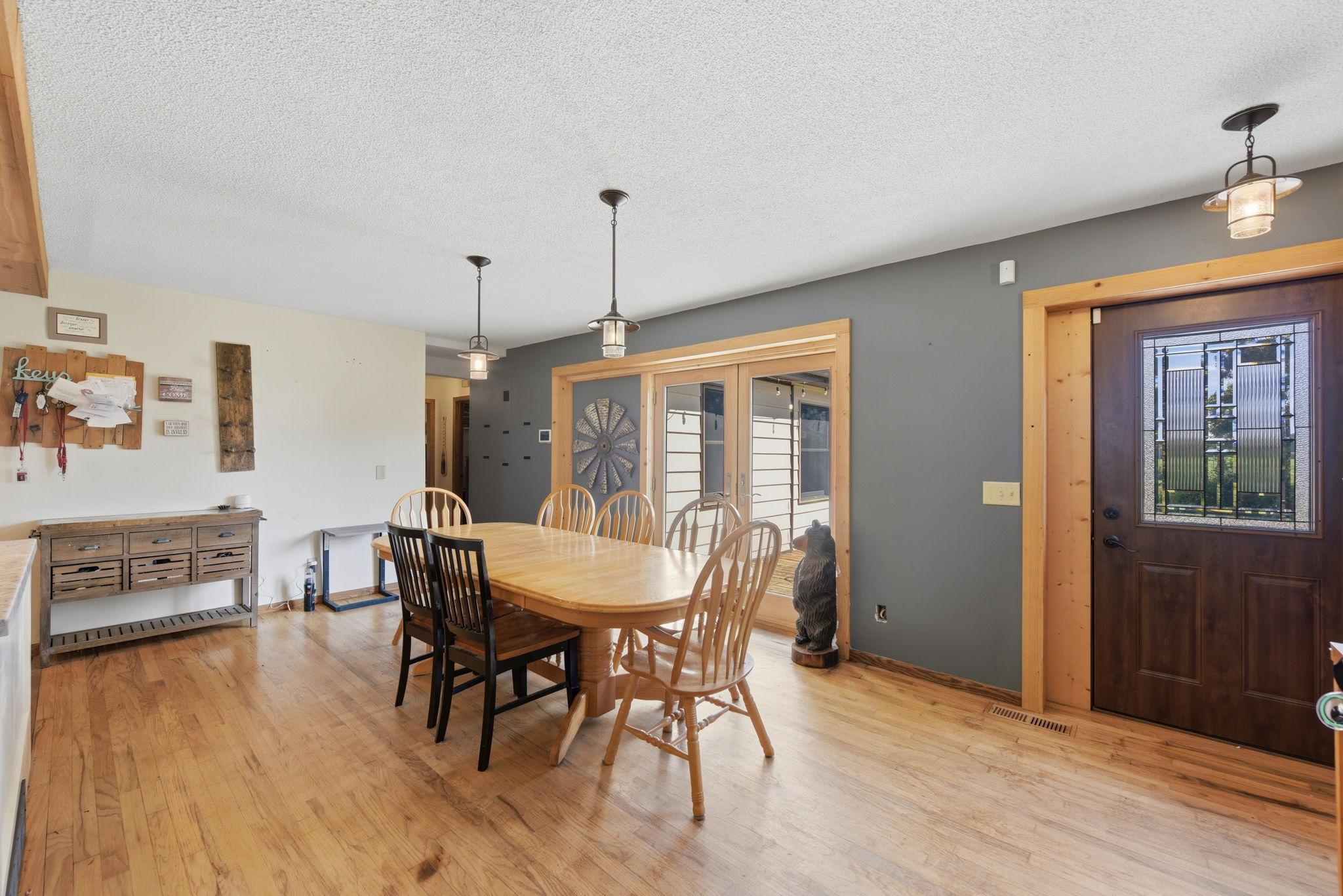 760 110th Avenue Property Photo 15