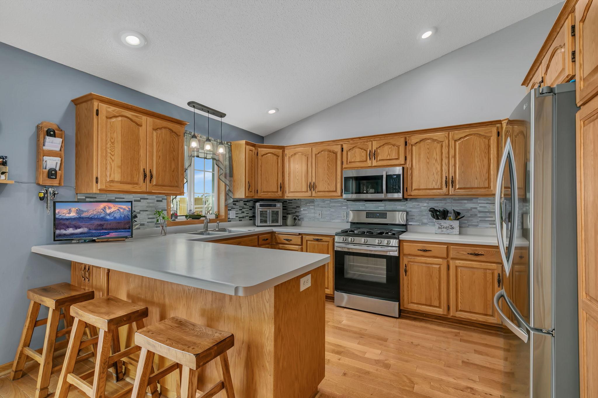 9880 Ne River Road Property Photo 11