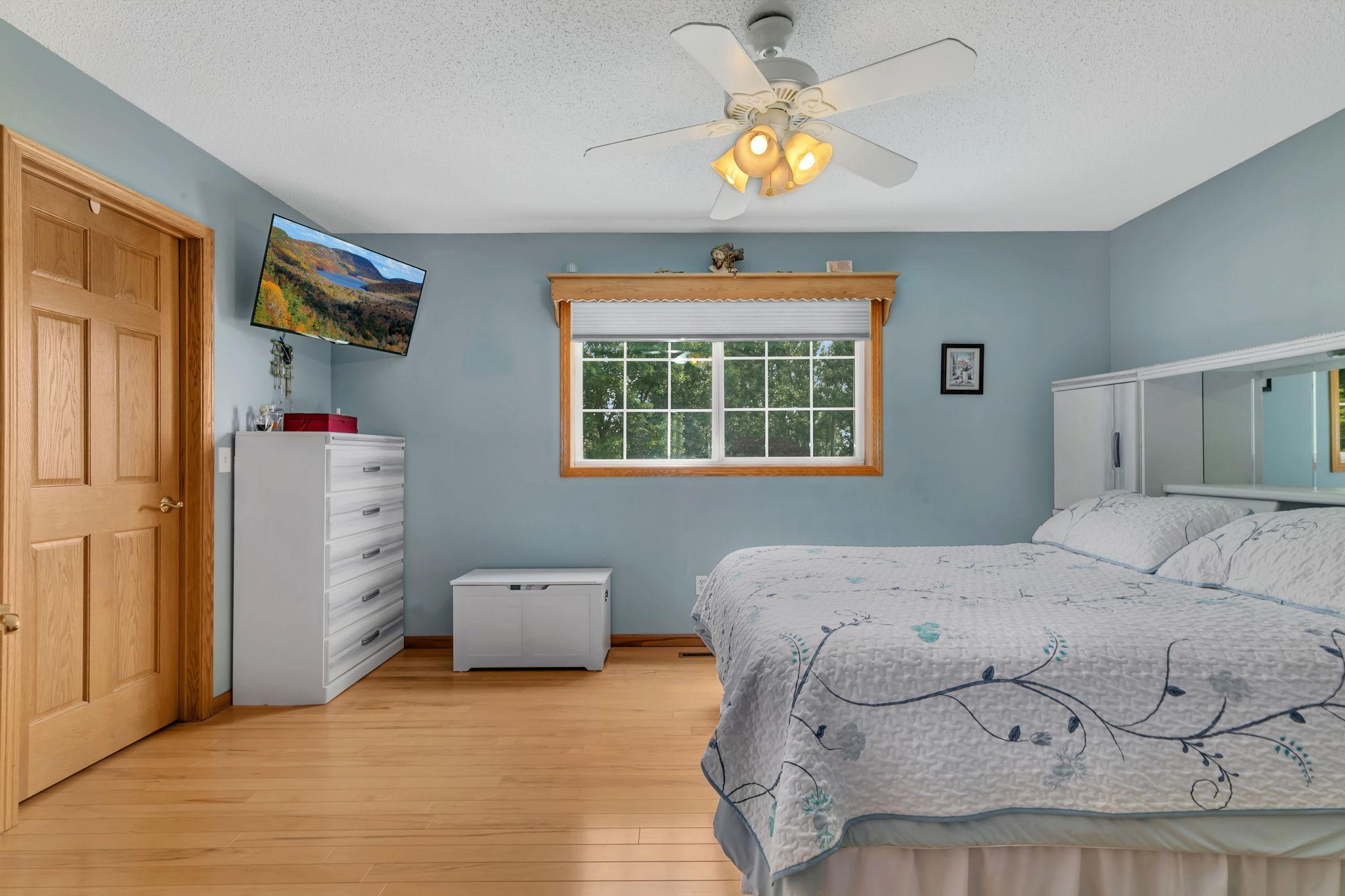 9880 Ne River Road Property Photo 14
