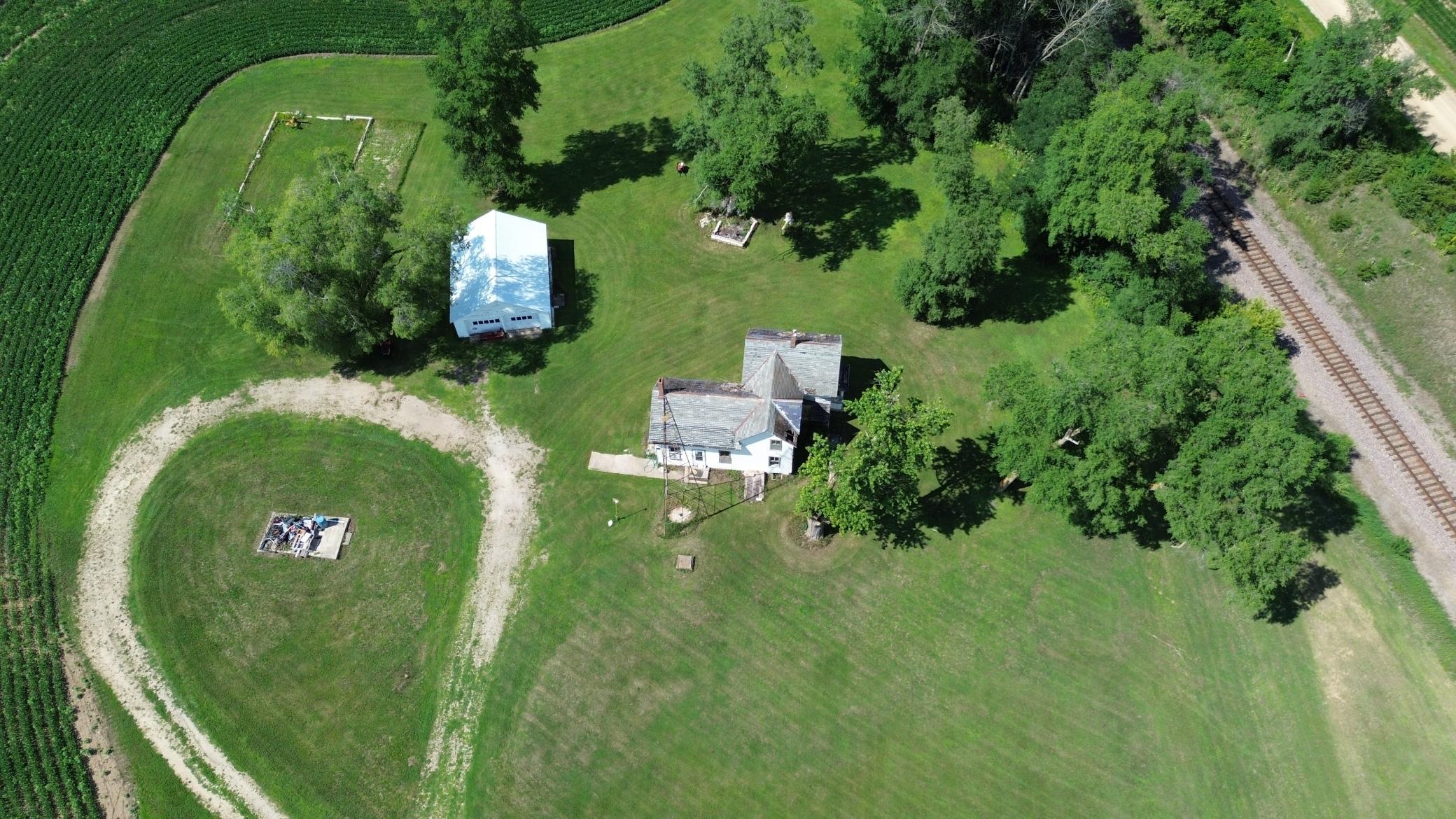 16412 Ames Way Property Photo 9