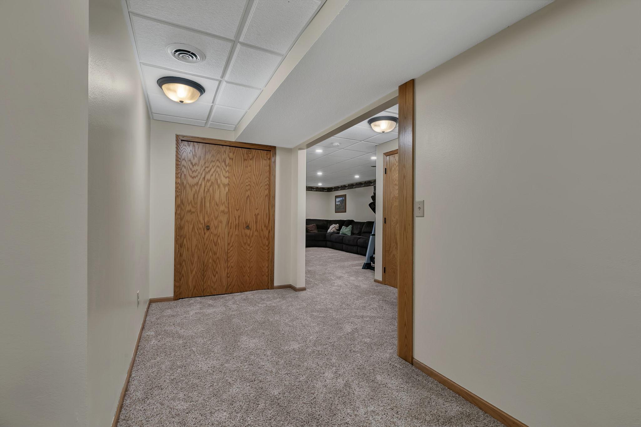 37785 Sunnyfield Circle Property Photo 25