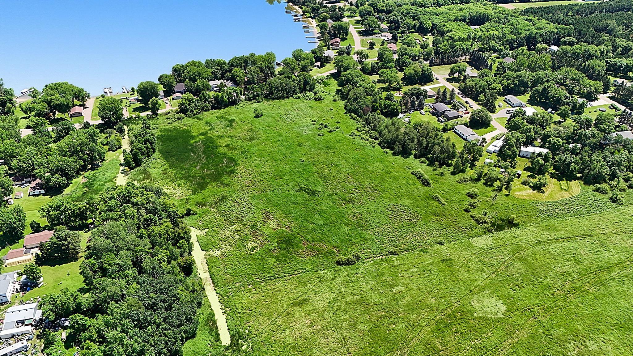 37785 Sunnyfield Circle Property Photo 33