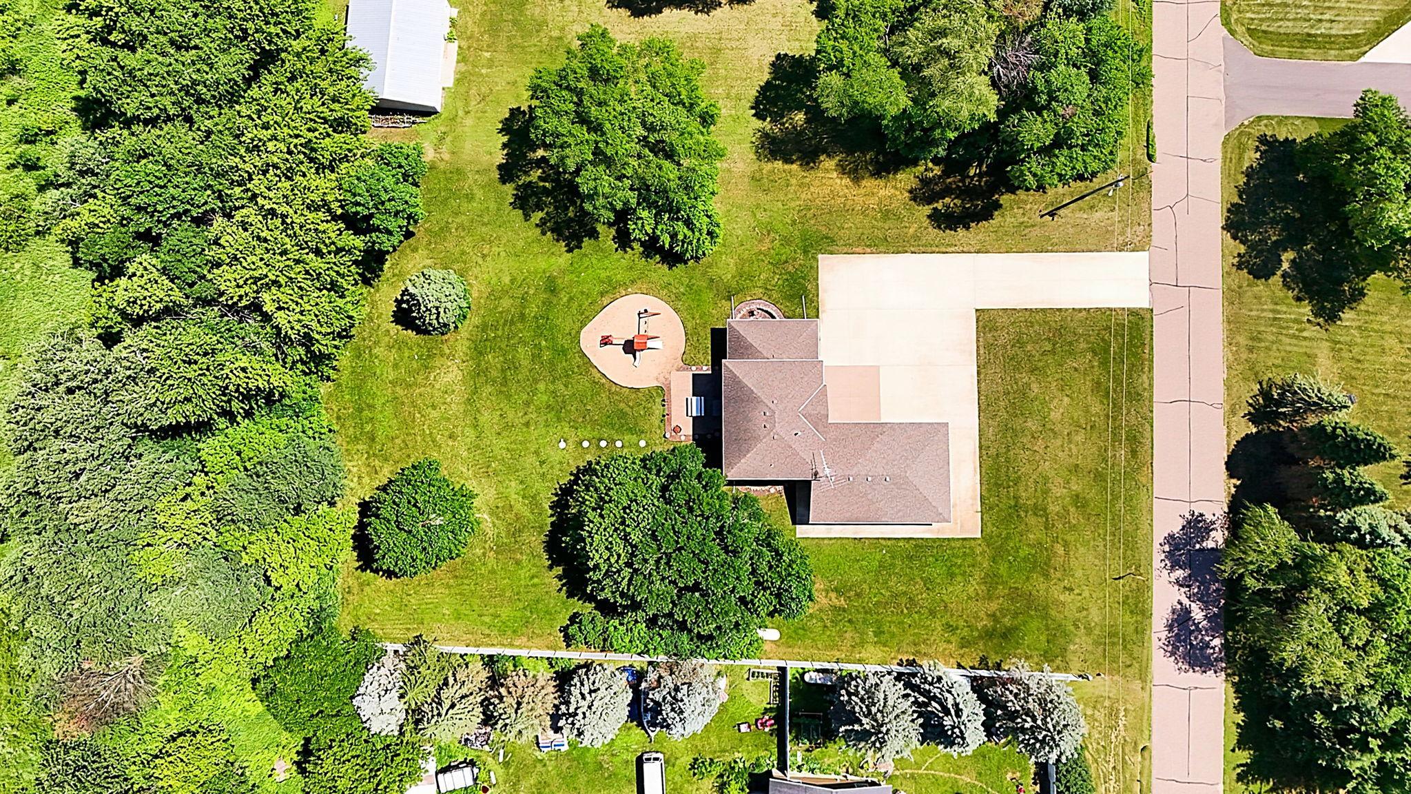 37785 Sunnyfield Circle Property Photo 37