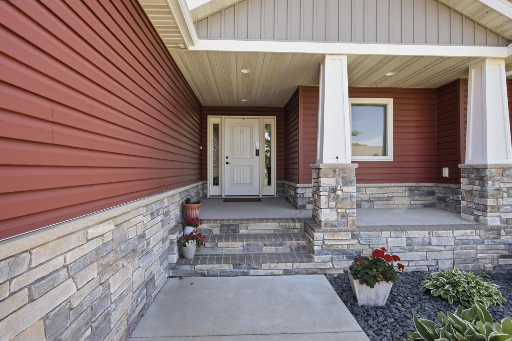 3779 Bell Boulevard E Property Photo 4