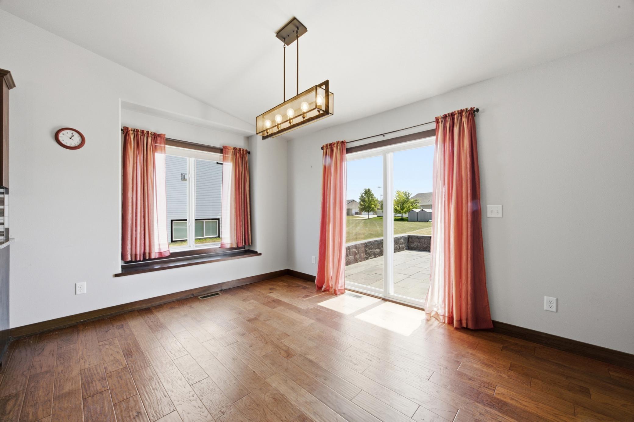 3779 Bell Boulevard E Property Photo 15