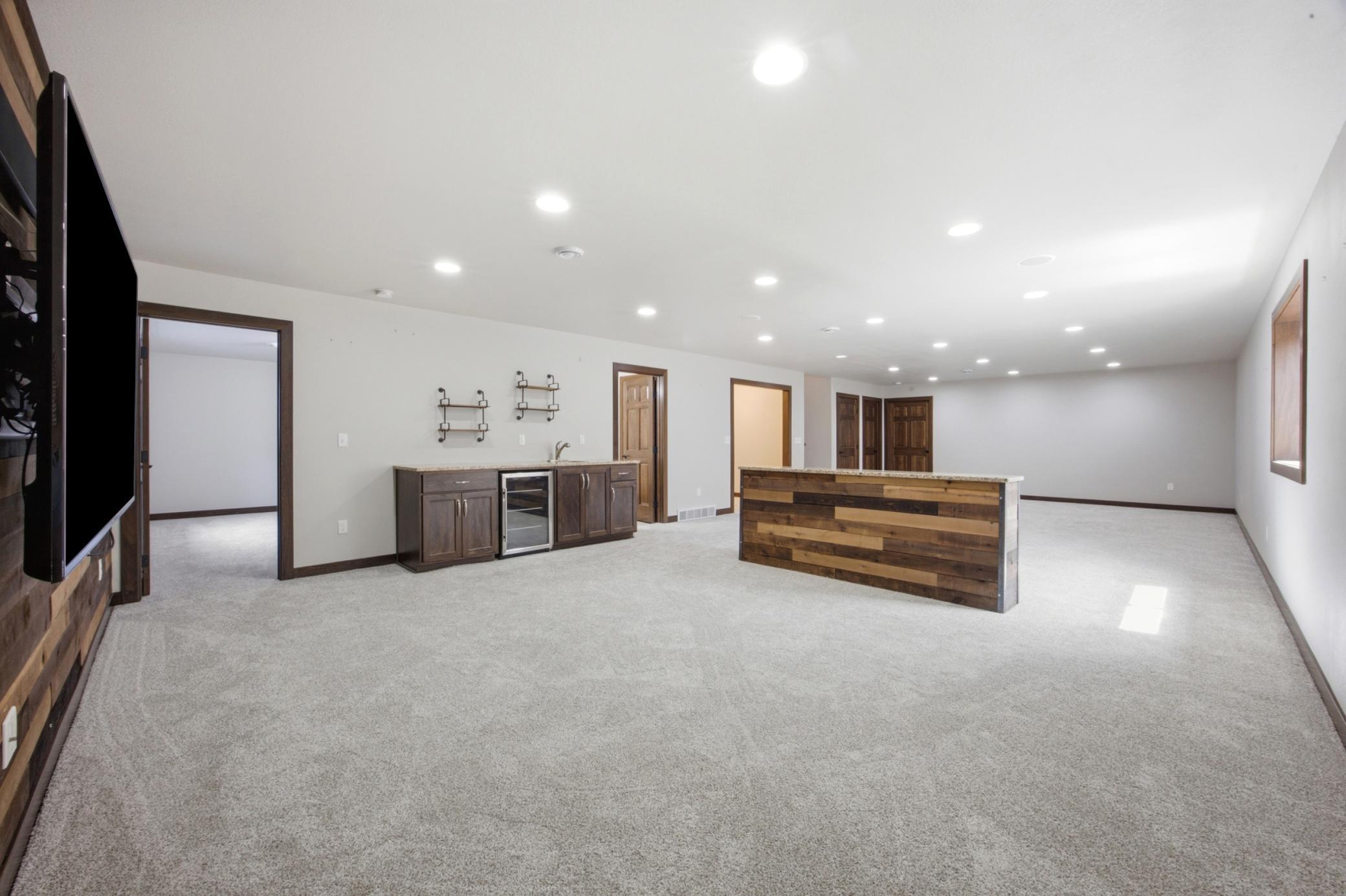 3779 Bell Boulevard E Property Photo 35