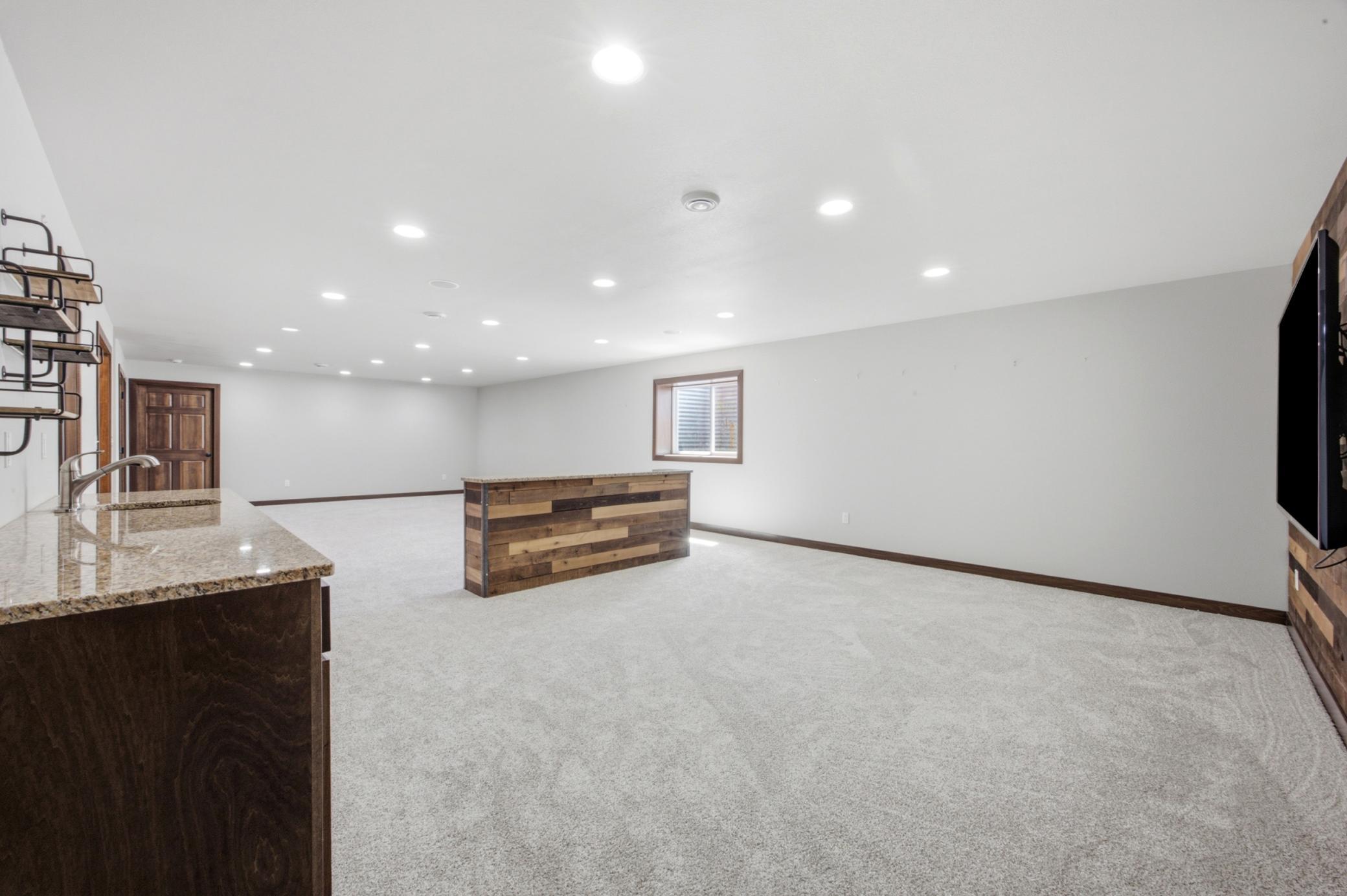 3779 Bell Boulevard E Property Photo 36