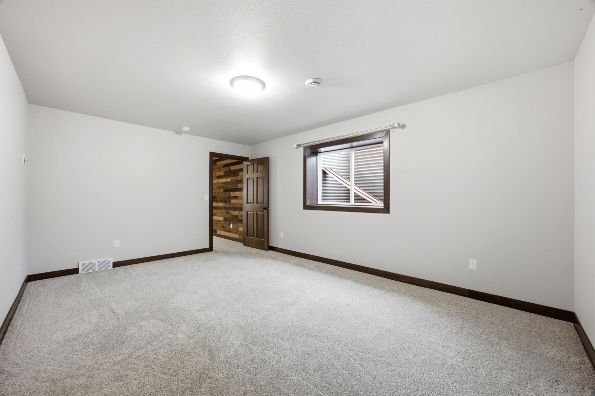 3779 Bell Boulevard E Property Photo 40