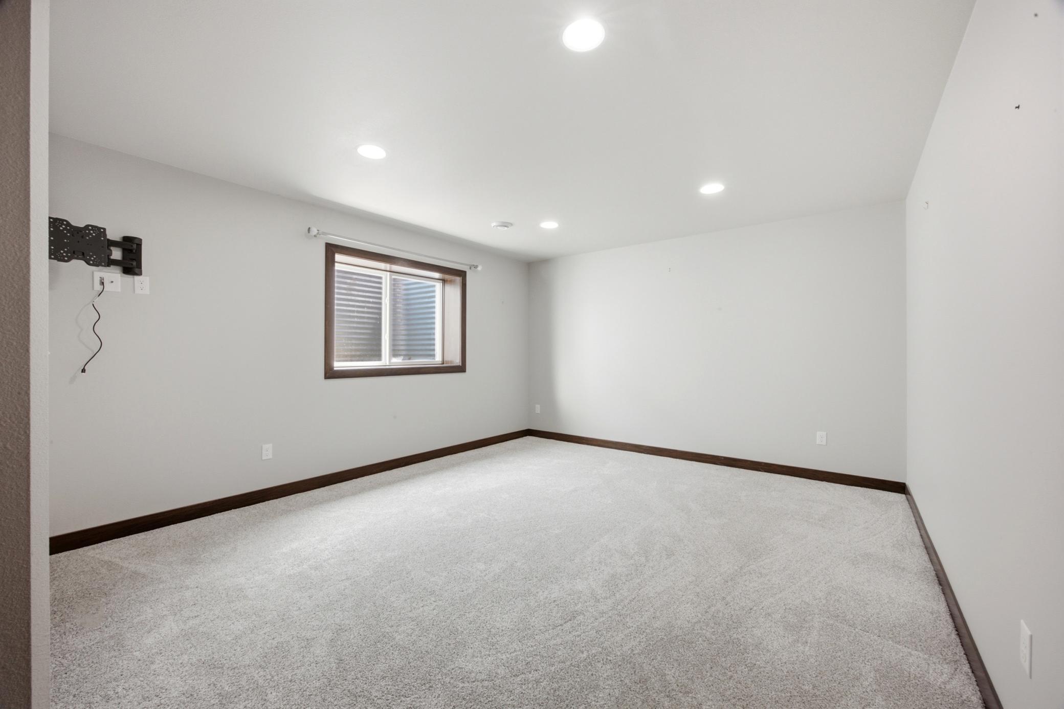 3779 Bell Boulevard E Property Photo 42