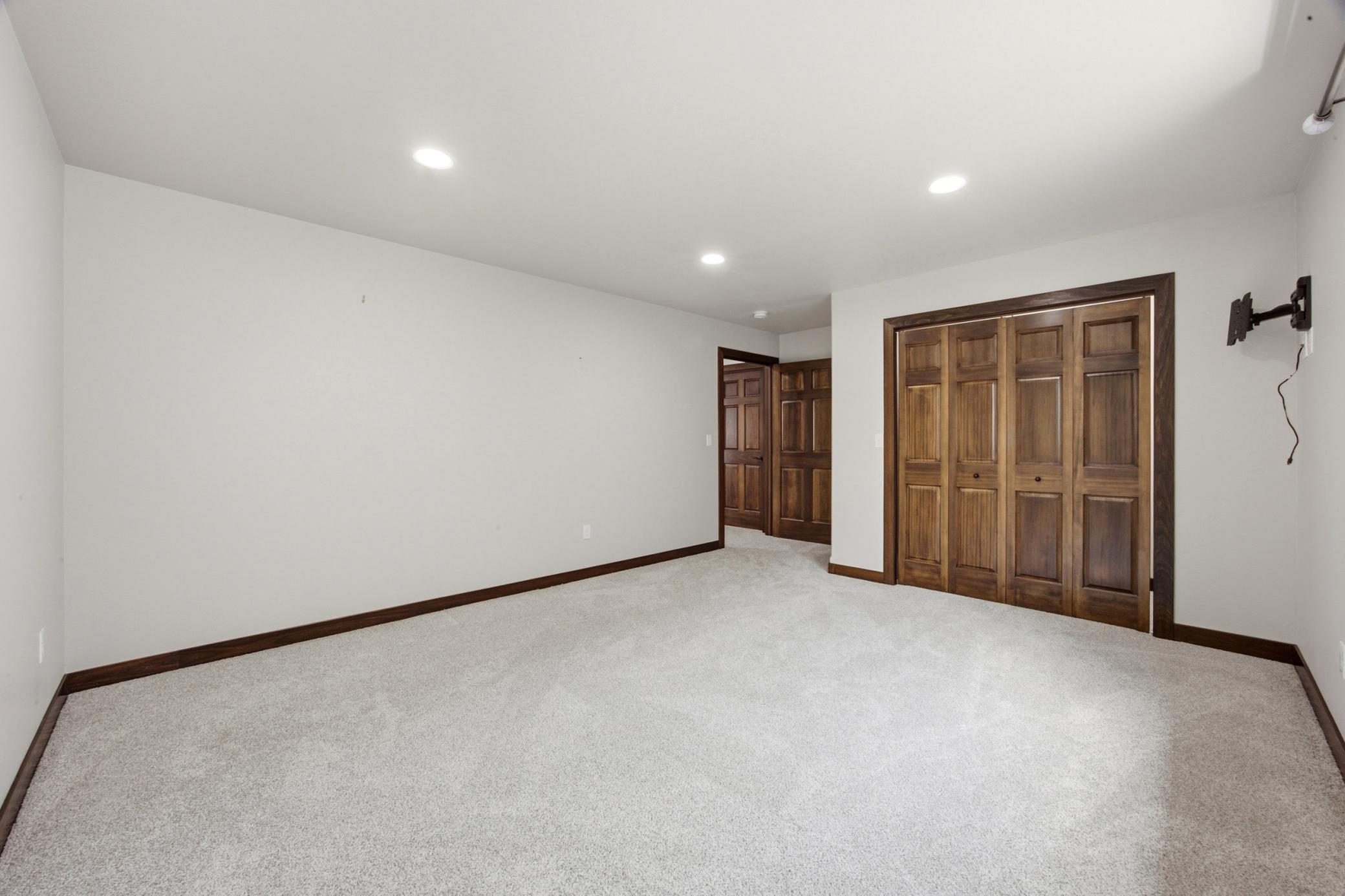 3779 Bell Boulevard E Property Photo 44