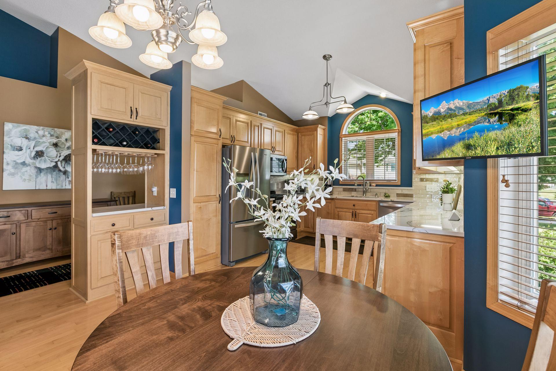16017 70th Place N Property Photo 5