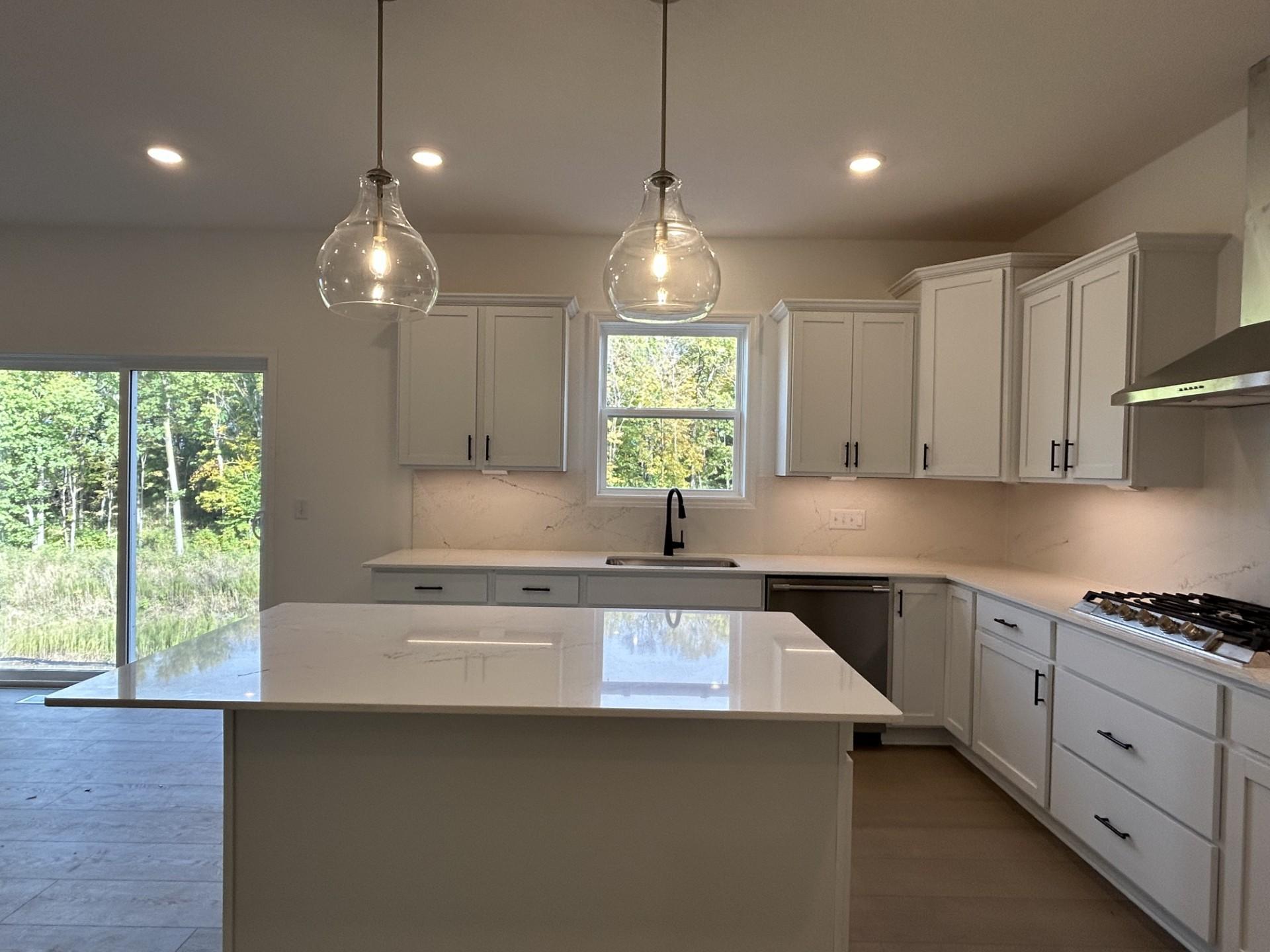 2517 Rock Elm Road Property Photo 3