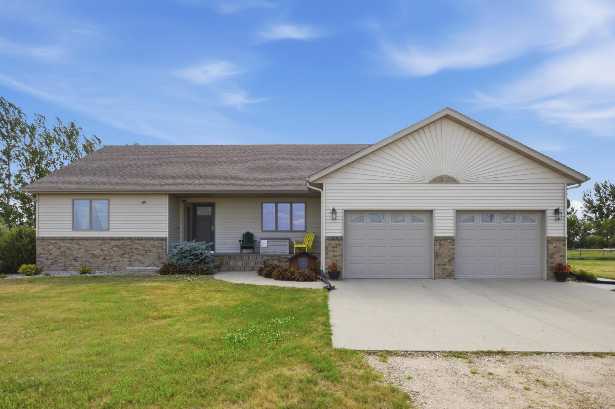 10085 28th Street S Property Photo 5