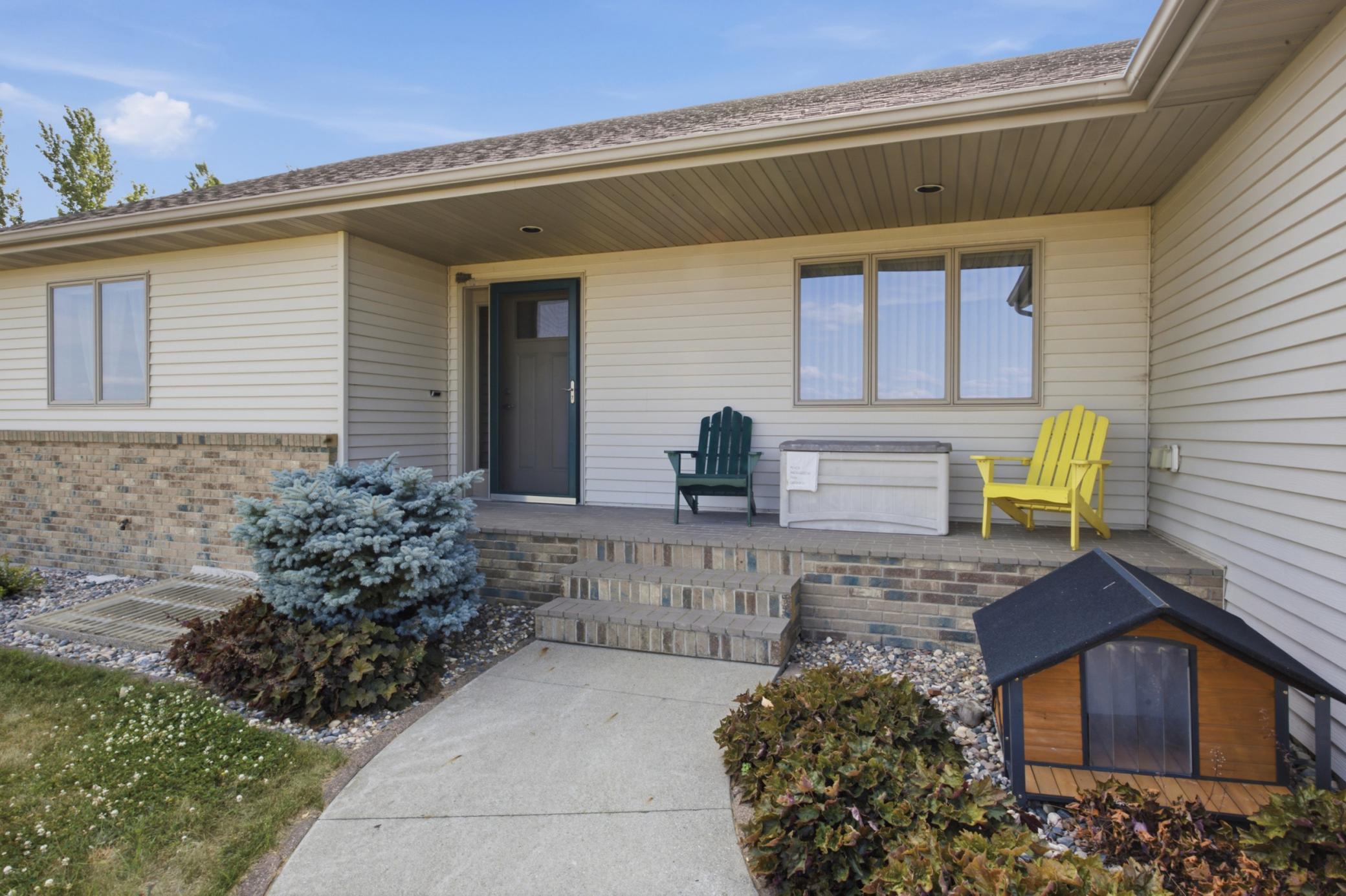 10085 28th Street S Property Photo 6
