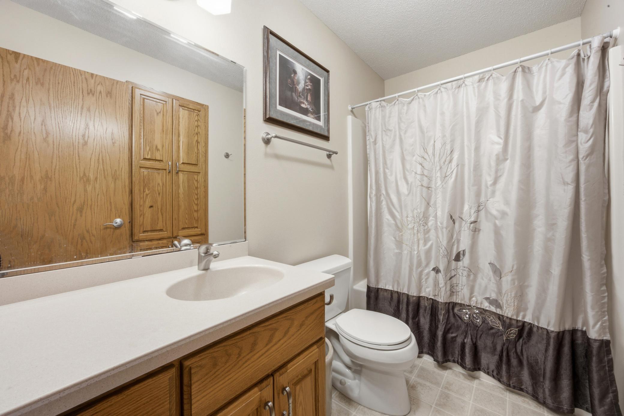 10085 28th Street S Property Photo 28