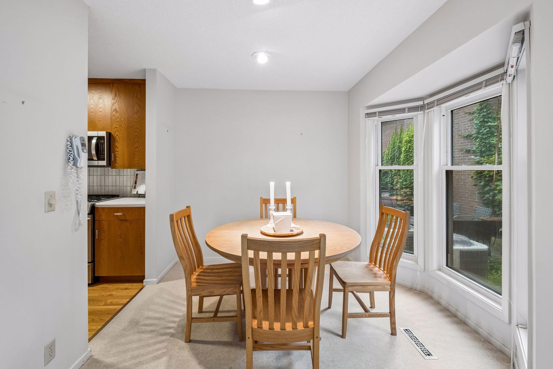 1926 Dupont Avenue S Property Photo 8