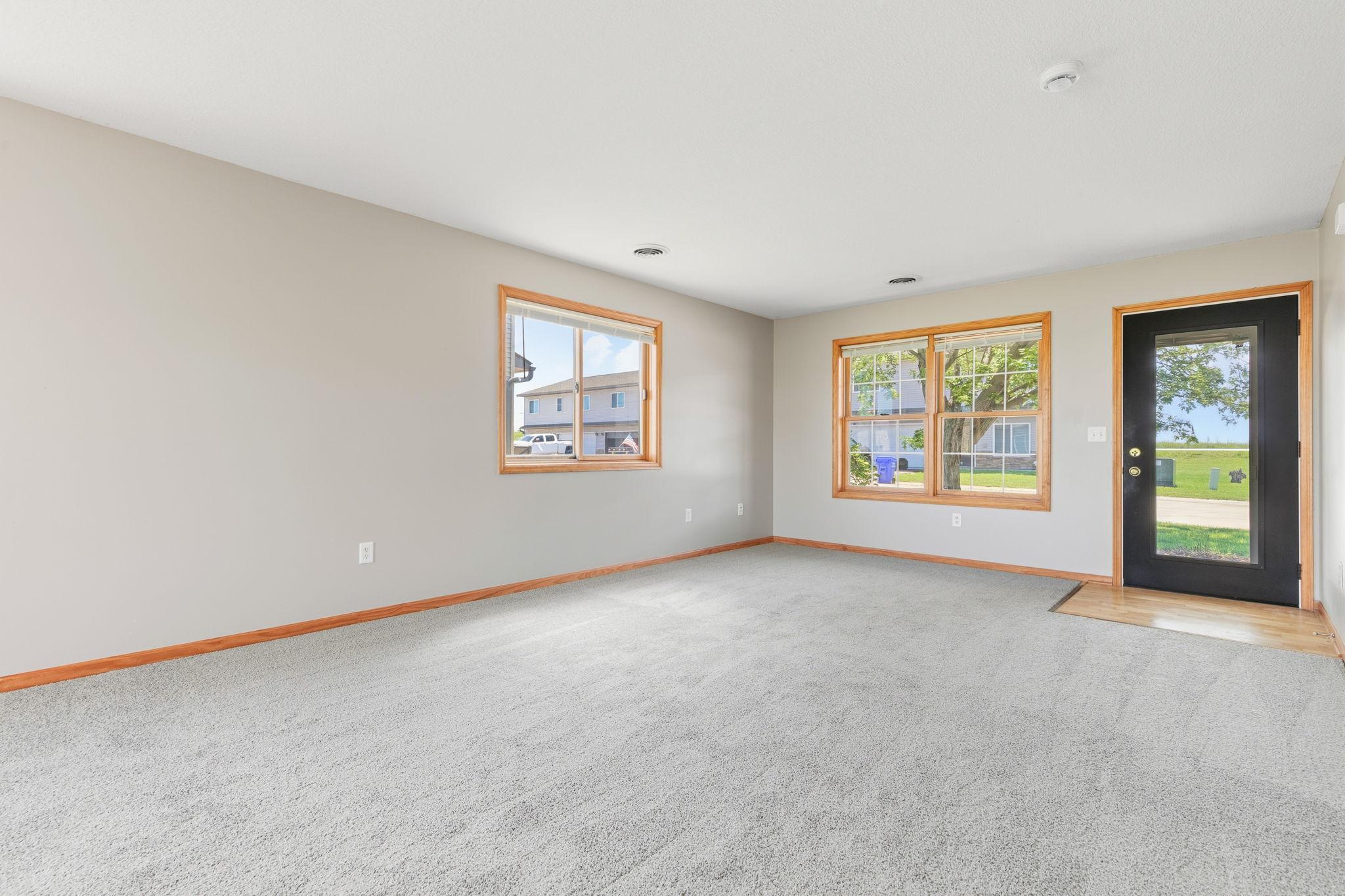 415 Sierra Place Property Photo 7