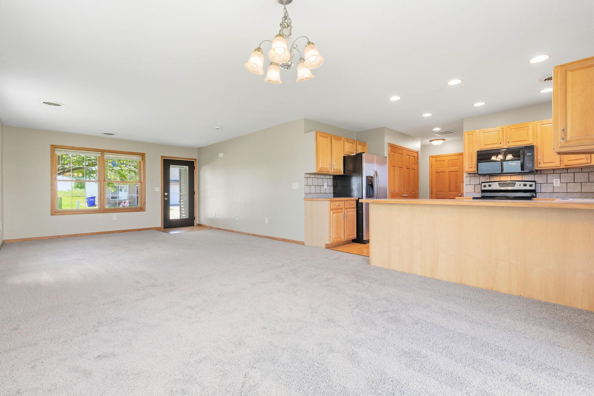 415 Sierra Place Property Photo 8