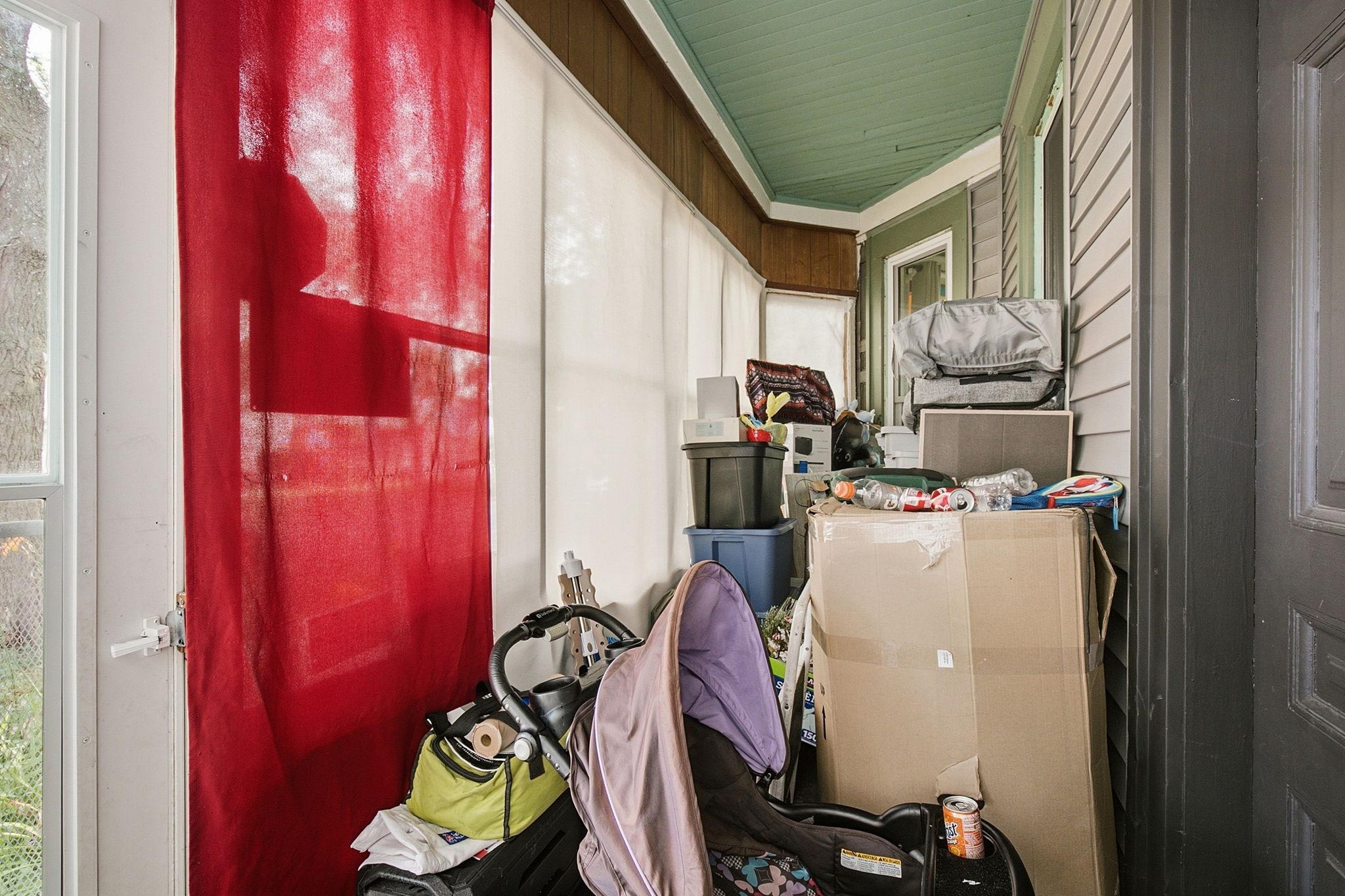 852 Jessamine Avenue E Property Photo 5