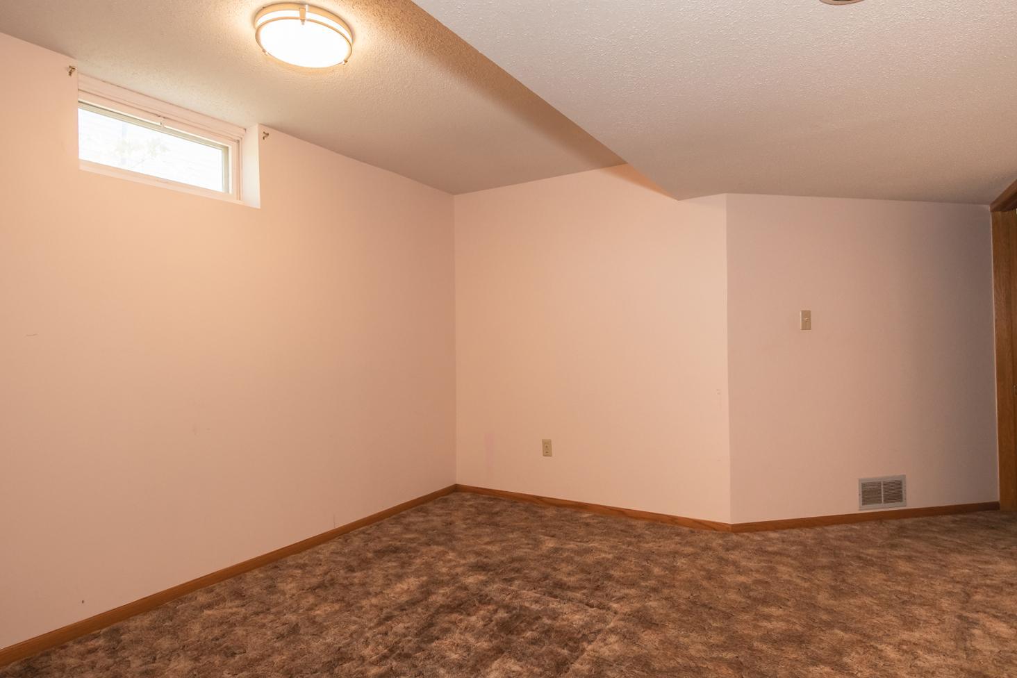 520 39th Avenue Property Photo 31