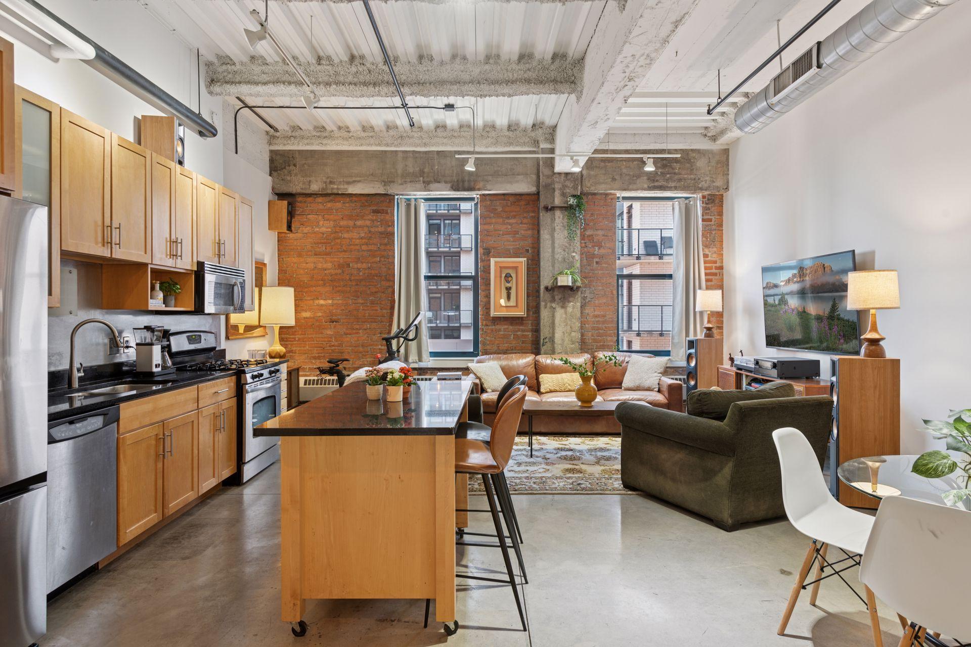250 Park Avenue 610 Property Photo 1