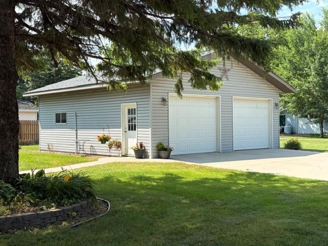 600 E Elm Avenue Property Photo 7